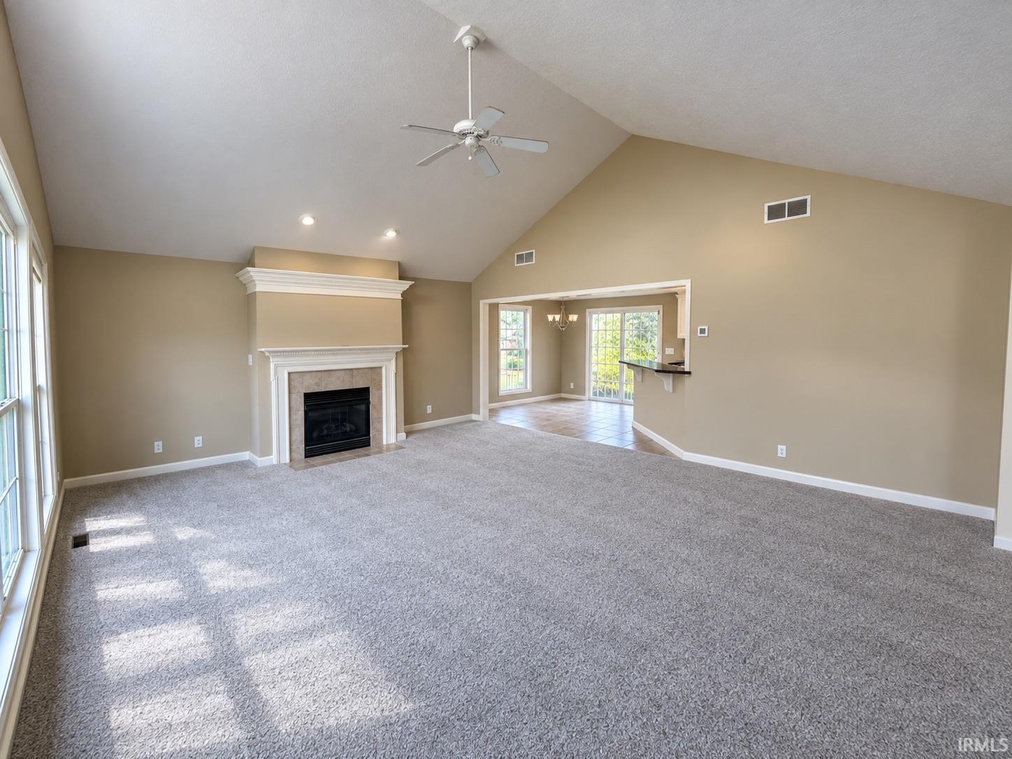 Photo 2 of Manufactured home for sale at 2807 Langston Dr, Evansville, IN 47725 | MLS# 202638471 | Listing updated on 2026-09-17