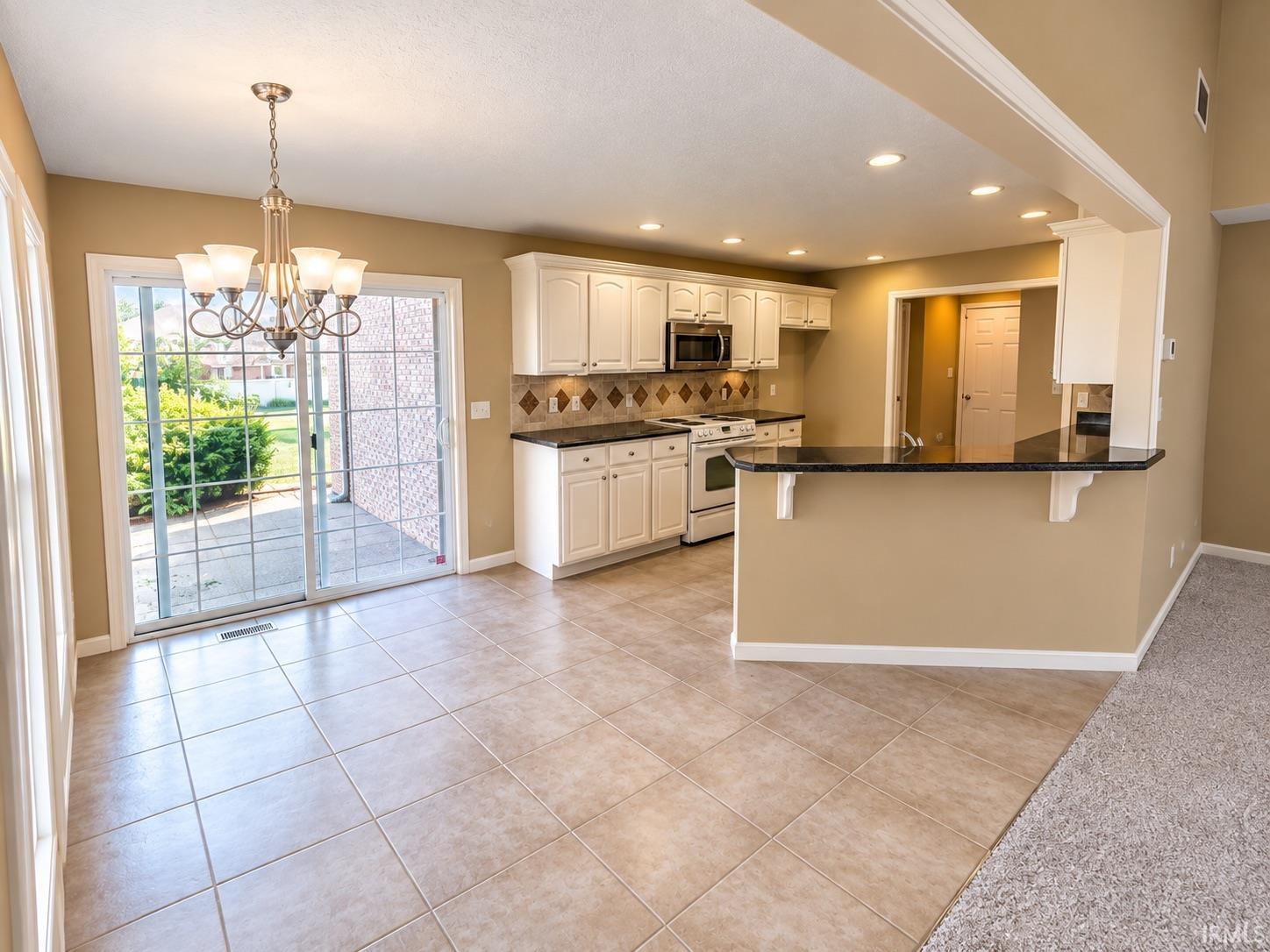 Photo 3 of Manufactured home for sale at 2807 Langston Dr, Evansville, IN 47725 | MLS# 202638471 | Listing updated on 2026-09-17