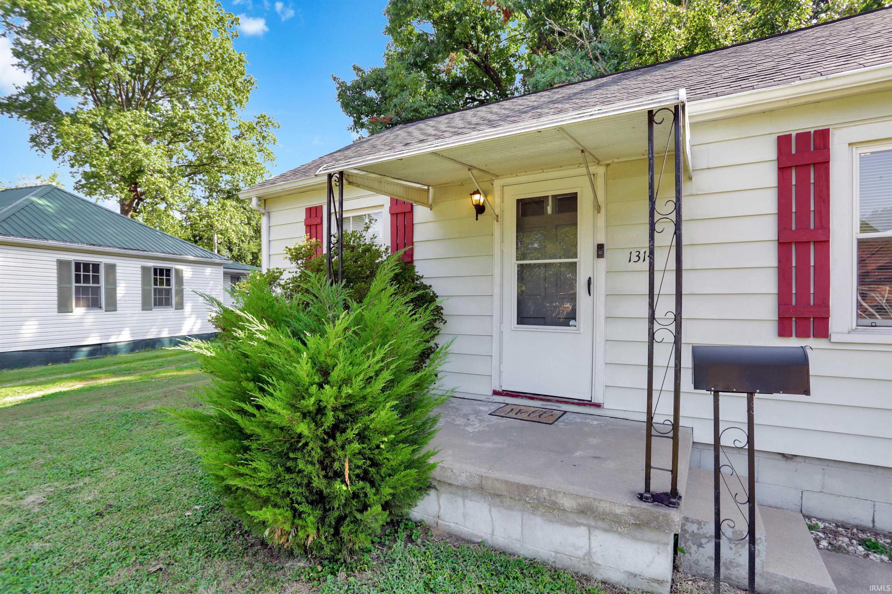 Photo 3 of Manufactured home for sale at 1314 S Parker Dr, Evansville, IN 47714 | MLS# 202638477 | Listing updated on 2026-09-17