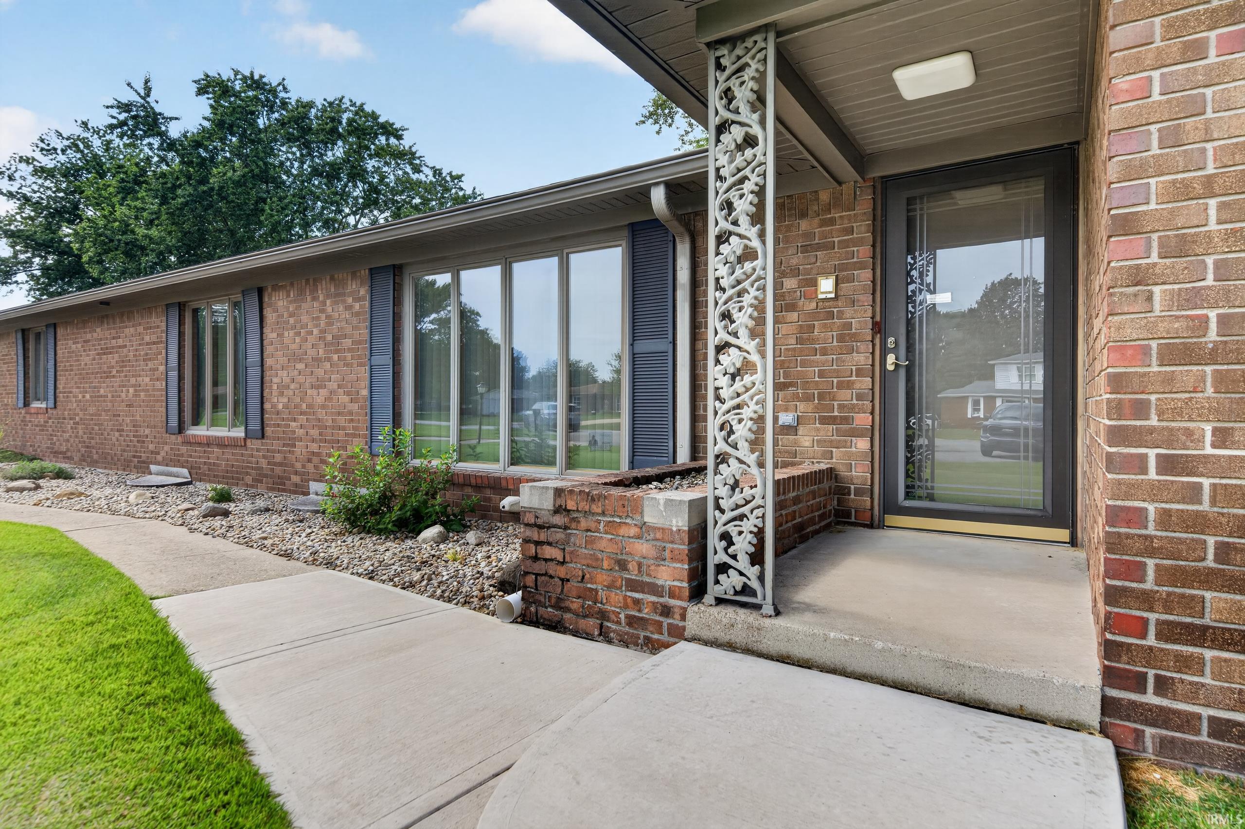 Photo 3 of Manufactured home for sale at 4421 N Lila Ct, Marion, IN 46952 | MLS# 202638488 | Listing updated on 2026-09-18