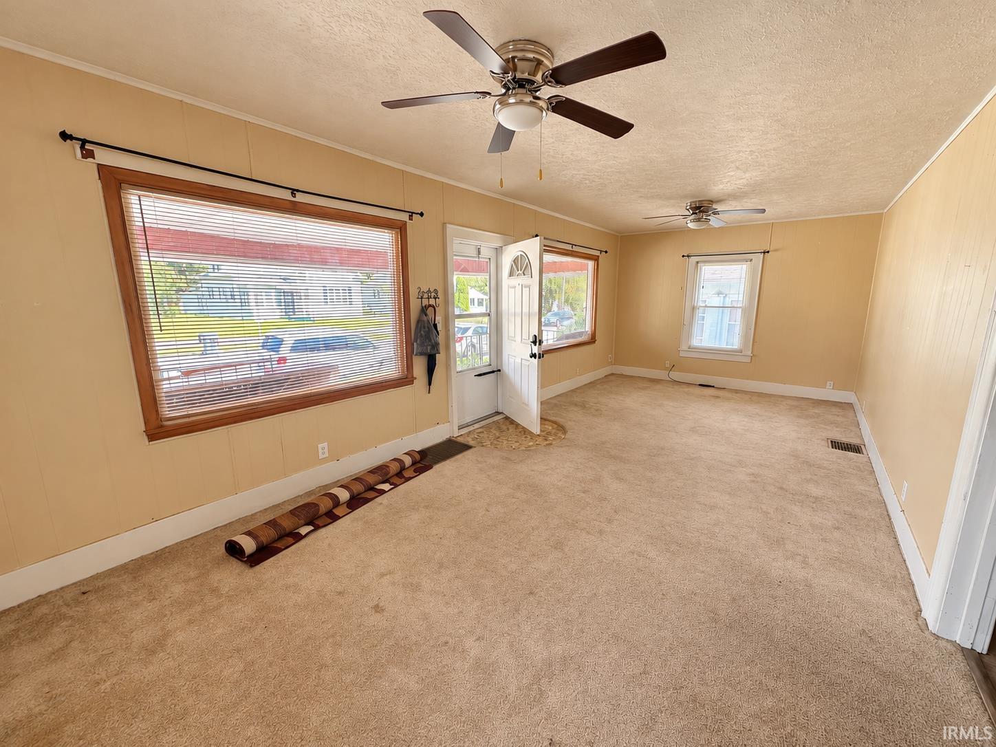 Photo 3 of Manufactured home for sale at 909 E Taylor St, Kokomo, IN 46901 | MLS# 202638599 | Listing updated on 2026-09-17