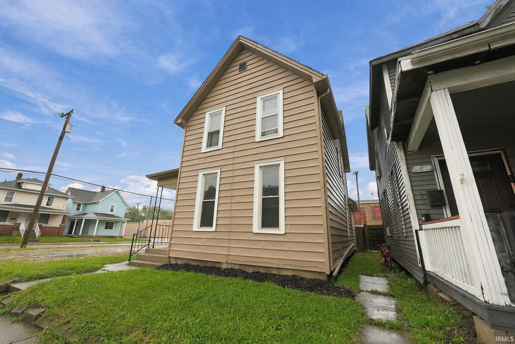 Photo 2 of Manufactured home for sale at 1205 Orchard St, Fort Wayne, IN 46808 | MLS# 202638605 | Listing updated on 2026-09-18