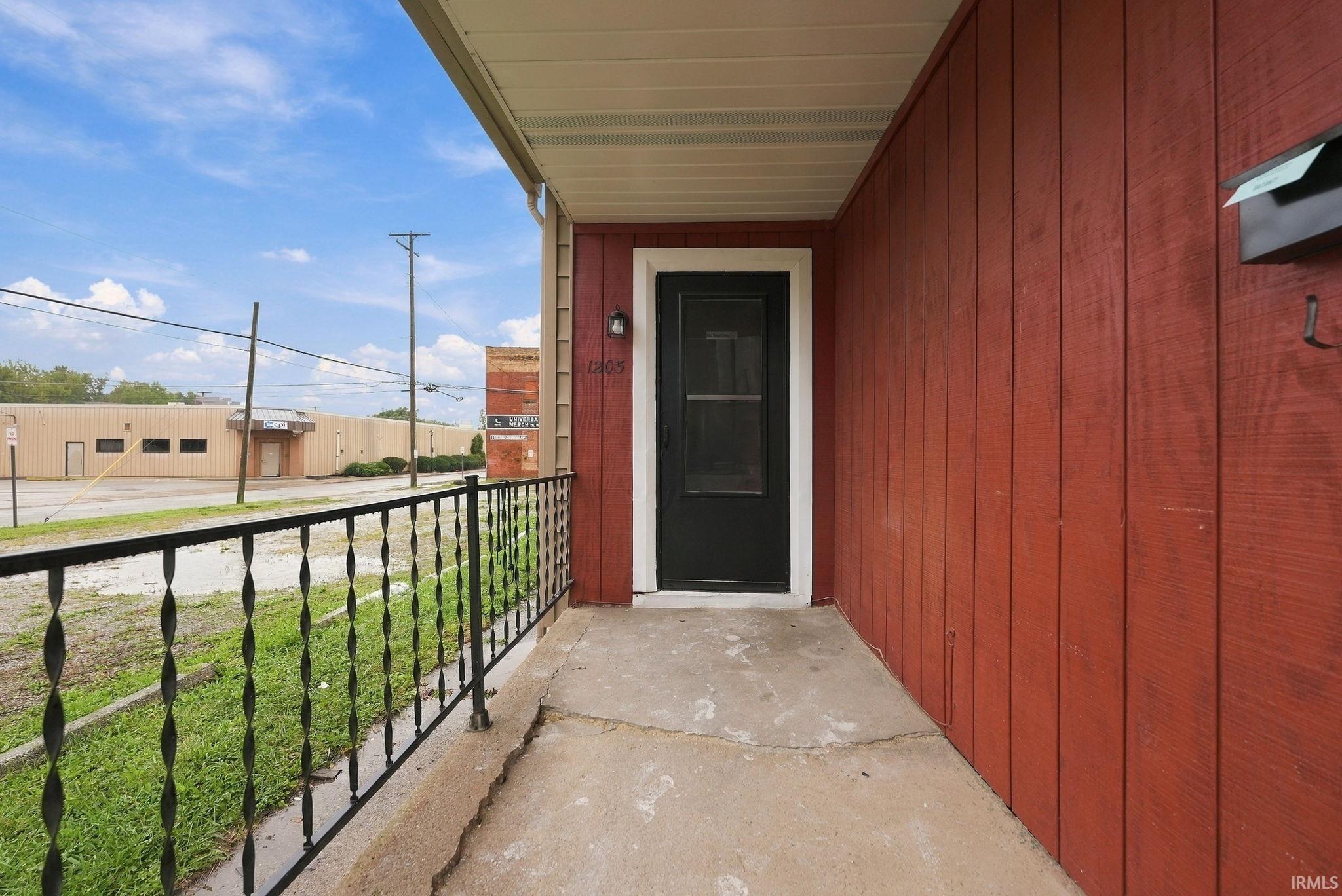 Photo 3 of Manufactured home for sale at 1205 Orchard St, Fort Wayne, IN 46808 | MLS# 202638605 | Listing updated on 2026-09-18