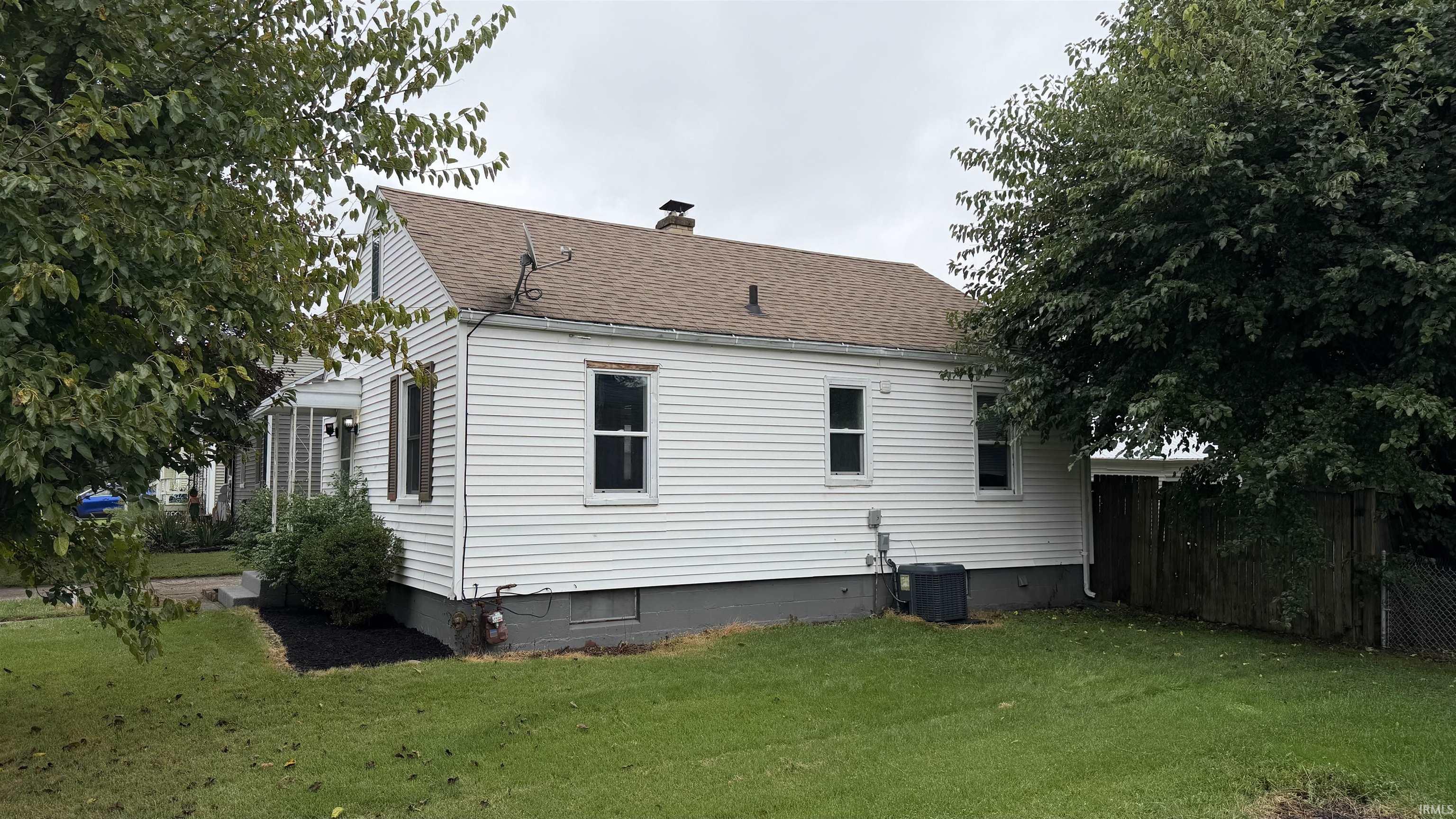 Photo 3 of Manufactured home for sale at 19746 Detroit Ave, South Bend, IN 46614 | MLS# 202638619 | Listing updated on 2026-09-18