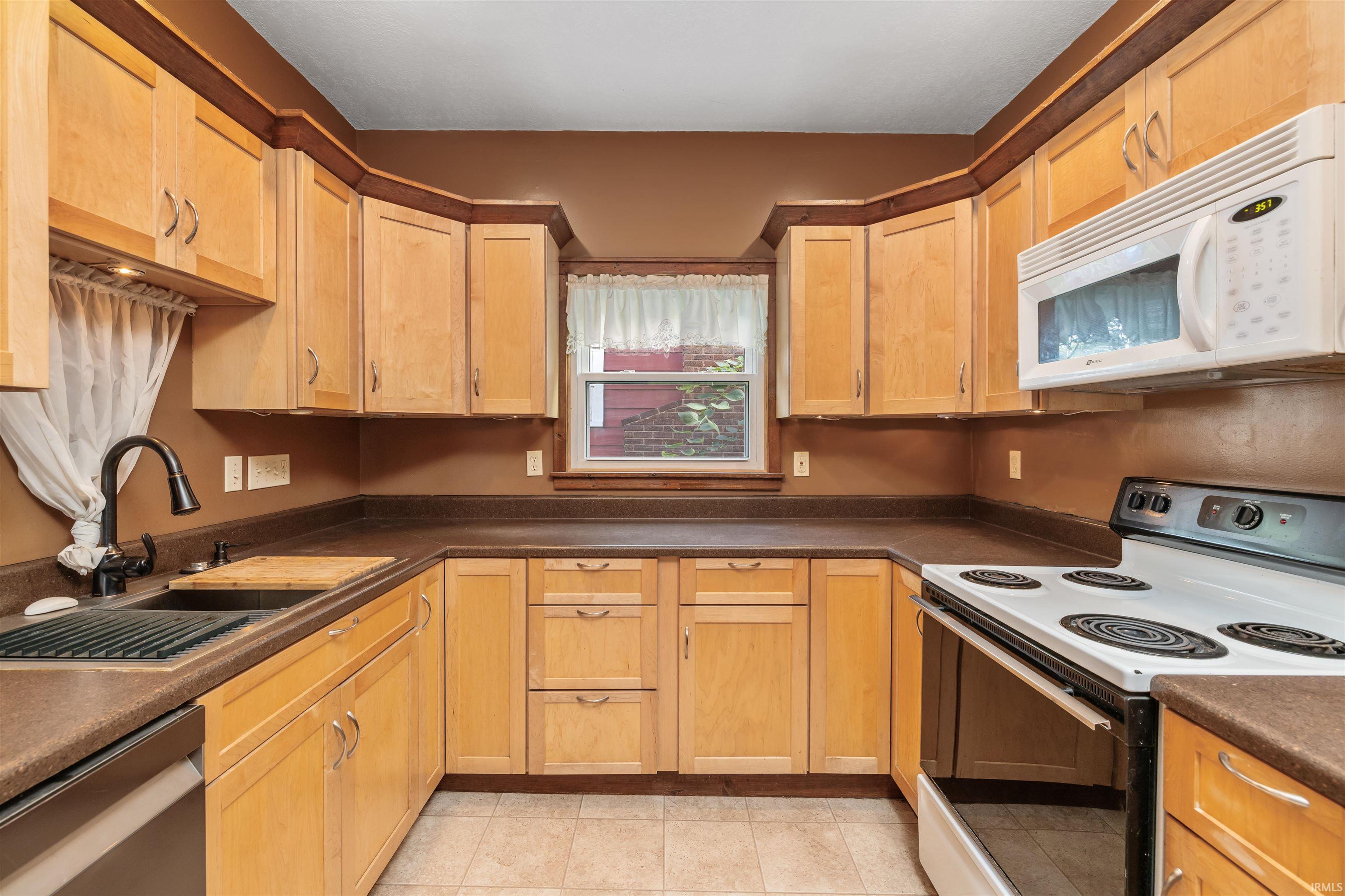 Photo 4 of Manufactured home for sale at 520 N Riley St, Kendallville, IN 46755 | MLS# 202638643 | Listing updated on 2026-09-18