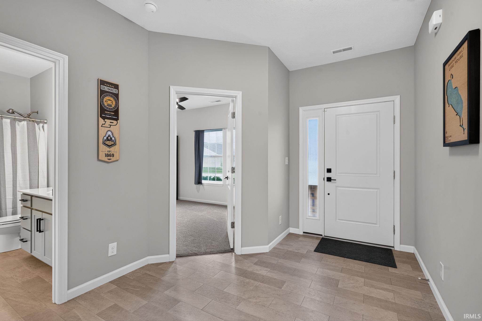 Photo 3 of Manufactured home for sale at 926 Kingrail Dr, West Lafayette, IN 47906 | MLS# 202638645 | Listing updated on 2026-09-18