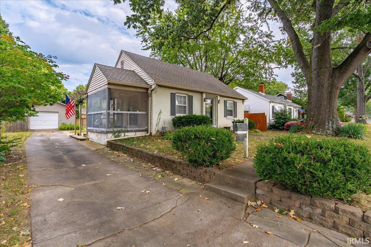 Photo 3 of Manufactured home for sale at 3306 Bayard Park Dr, Evansville, IN 47714 | MLS# 202638653 | Listing updated on 2026-09-18