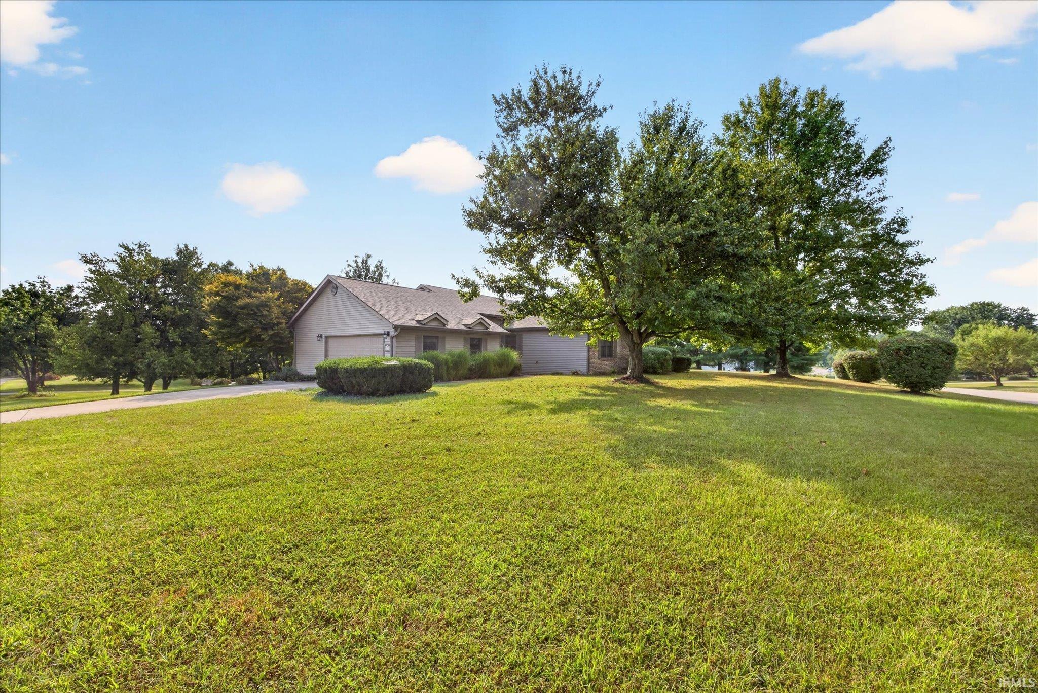 Photo 4 of Manufactured home for sale at 2700 E Crabapple Cir, Bloomington, IN 47401 | MLS# 202638662 | Listing updated on 2026-09-18
