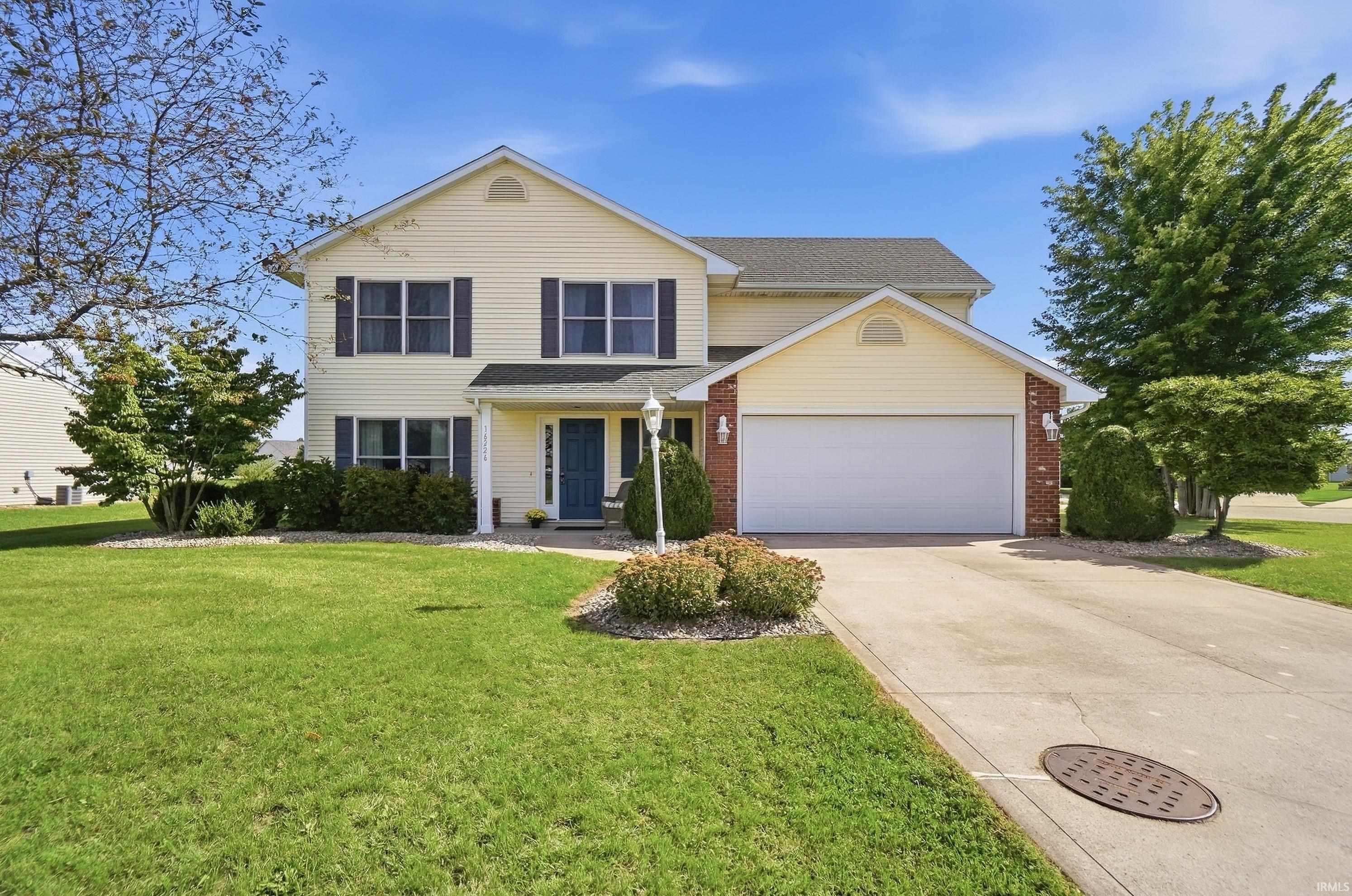 Photo 3 of Sale Pending at 16226 Grand Willow Blvd, Huntertown, IN 46748 | MLS# 202638664 | Listing updated on 2026-09-25