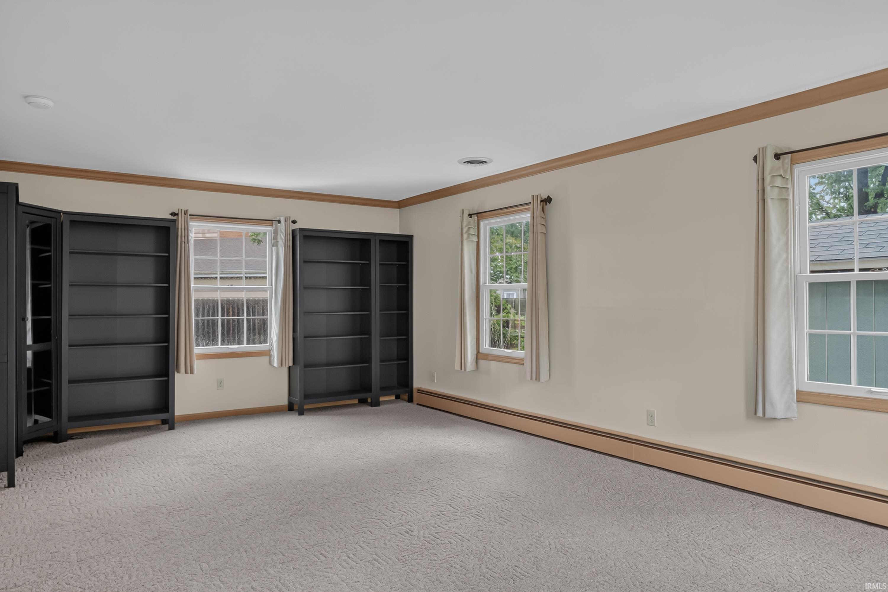 Photo 3 of Sale Pending at 3211 Delray Dr, Fort Wayne, IN 46815 | MLS# 202638680 | Listing updated on 2026-09-19