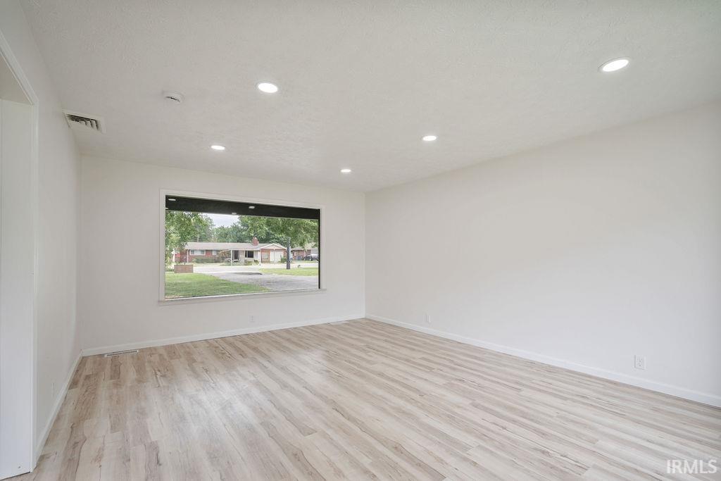 Photo 4 of Manufactured home for sale at 2605 S Park Rd, Kokomo, IN 46902 | MLS# 202638681 | Listing updated on 2026-09-18