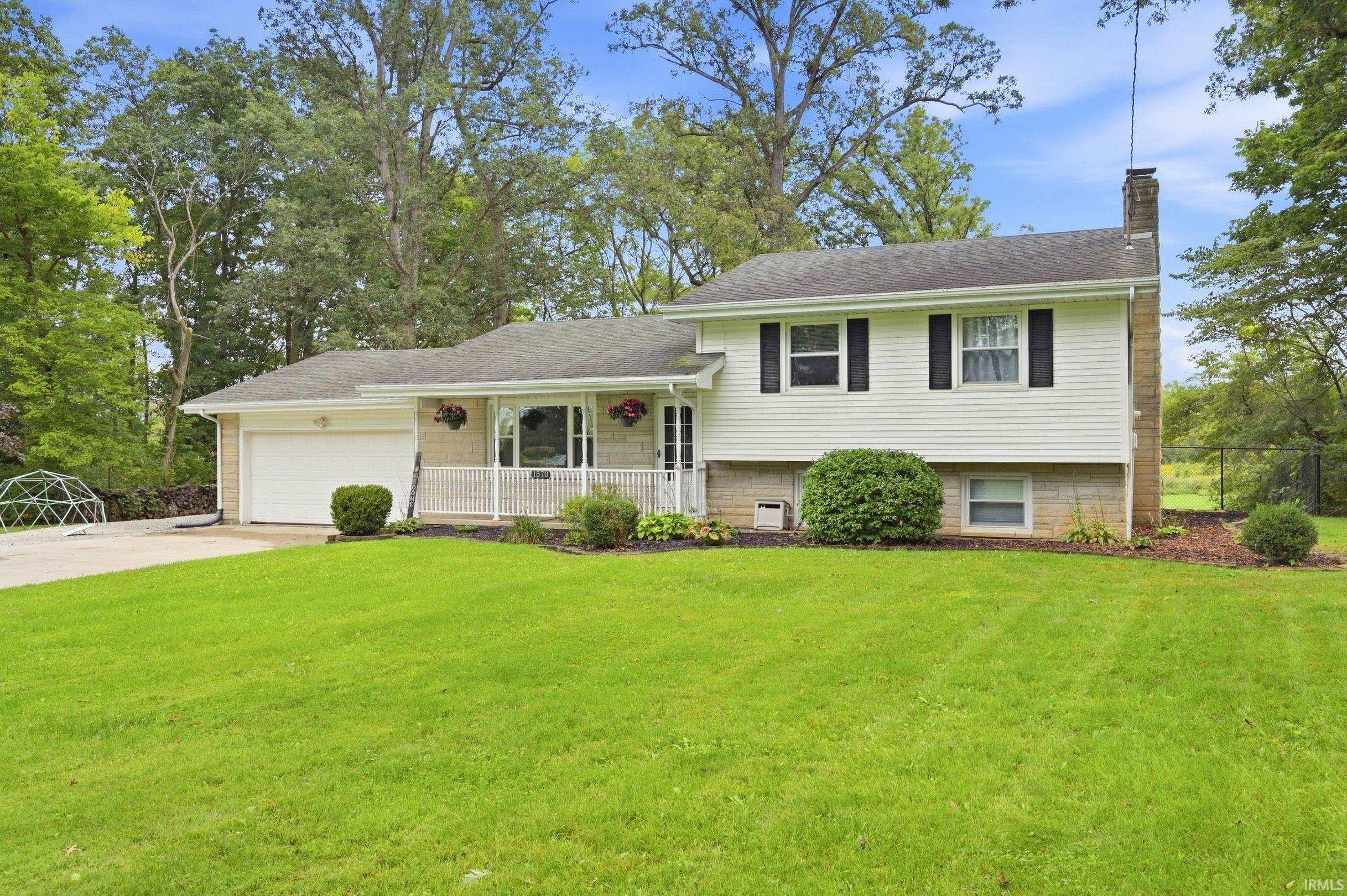 Photo 2 of Manufactured home for sale at 1570 E Sr 26 Rd, Hartford City, IN 47348 | MLS# 202638683 | Listing updated on 2026-09-18