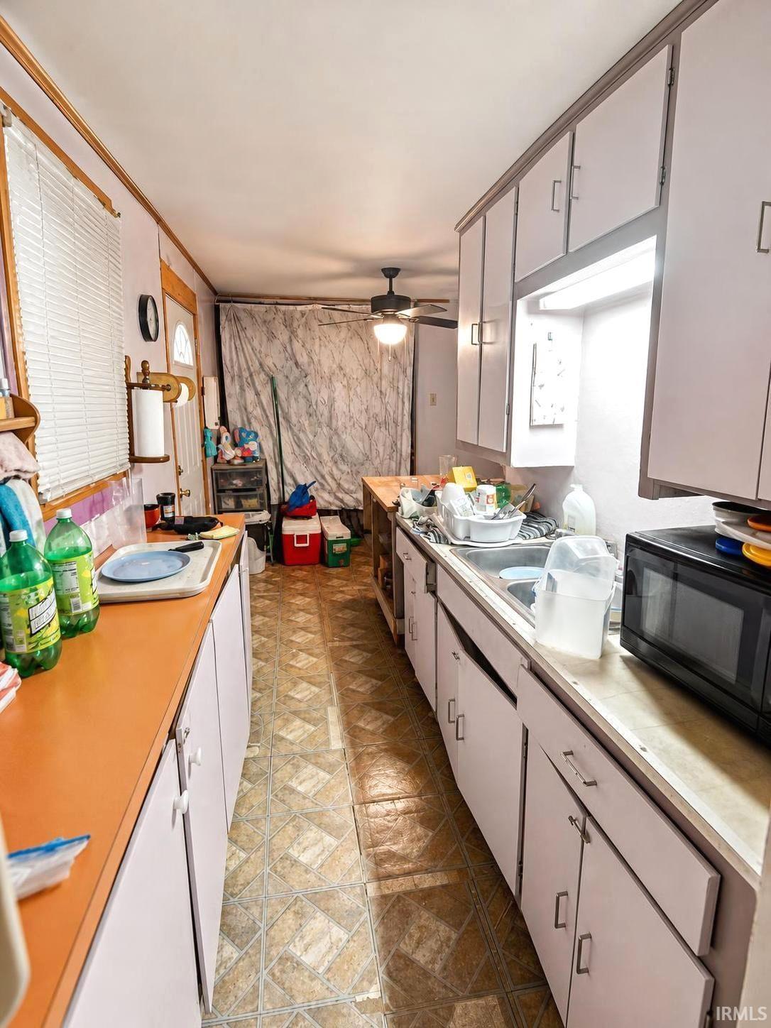 Photo 2 of Manufactured home for sale at 221 W Columbia St, Evansville, IN 47710 | MLS# 202638706 | Listing updated on 2026-09-18