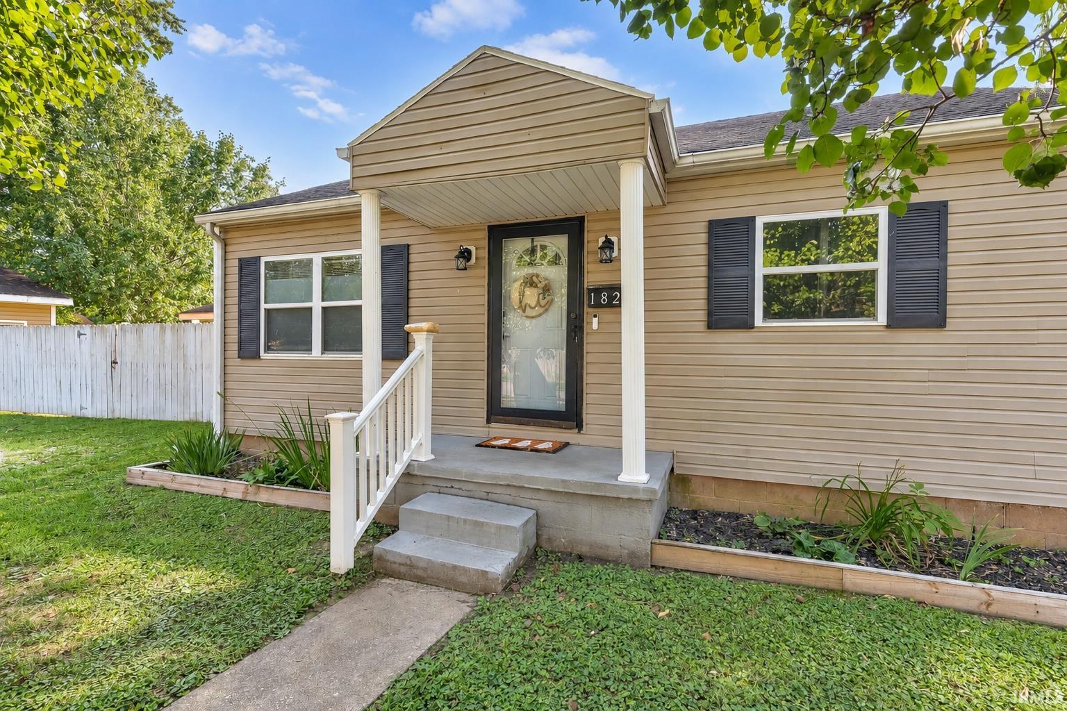 Photo 2 of Manufactured home for sale at 1829 Monroe Ave, Evansville, IN 47714 | MLS# 202638711 | Listing updated on 2026-09-18