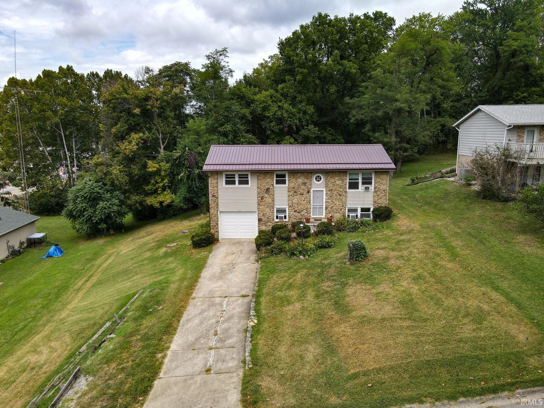 Photo 2 of Manufactured home for sale at 315 N Chandler Dr, Ellettsville, IN 47429 | MLS# 202638720 | Listing updated on 2026-09-18