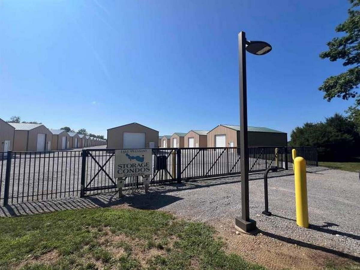 Photo 3 of Sale Pending at 7900 N 450 W Unit 3, Fremont, IN 46737 | MLS# 202638725 | Listing updated on 2026-09-21