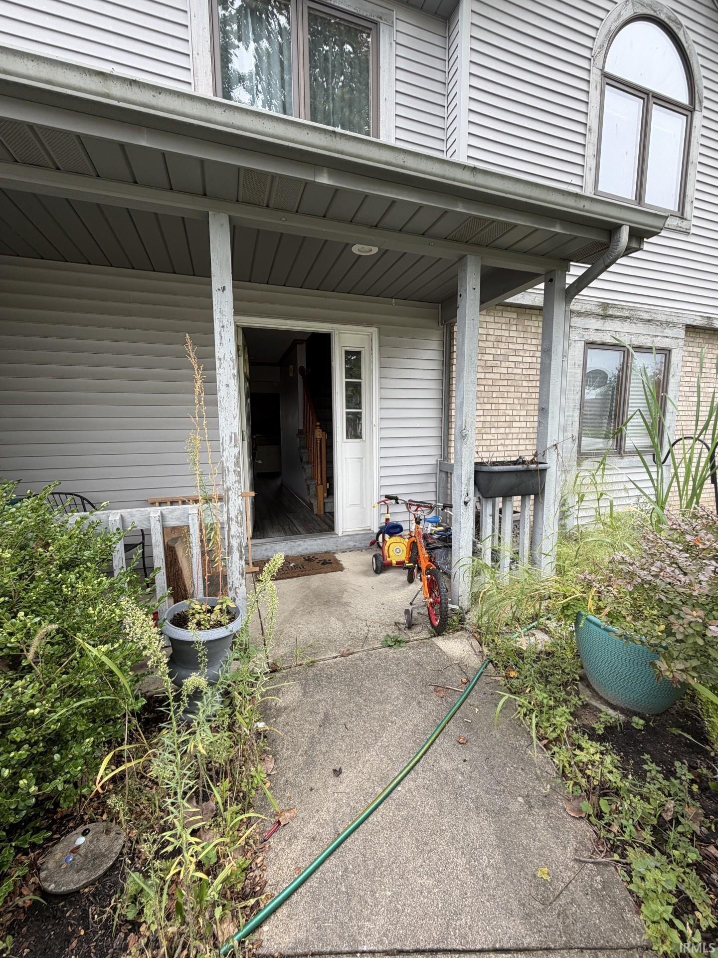 Photo 3 of Manufactured home for sale at 8522 Summerset Pl, Fort Wayne, IN 46825 | MLS# 202638727 | Listing updated on 2026-09-20