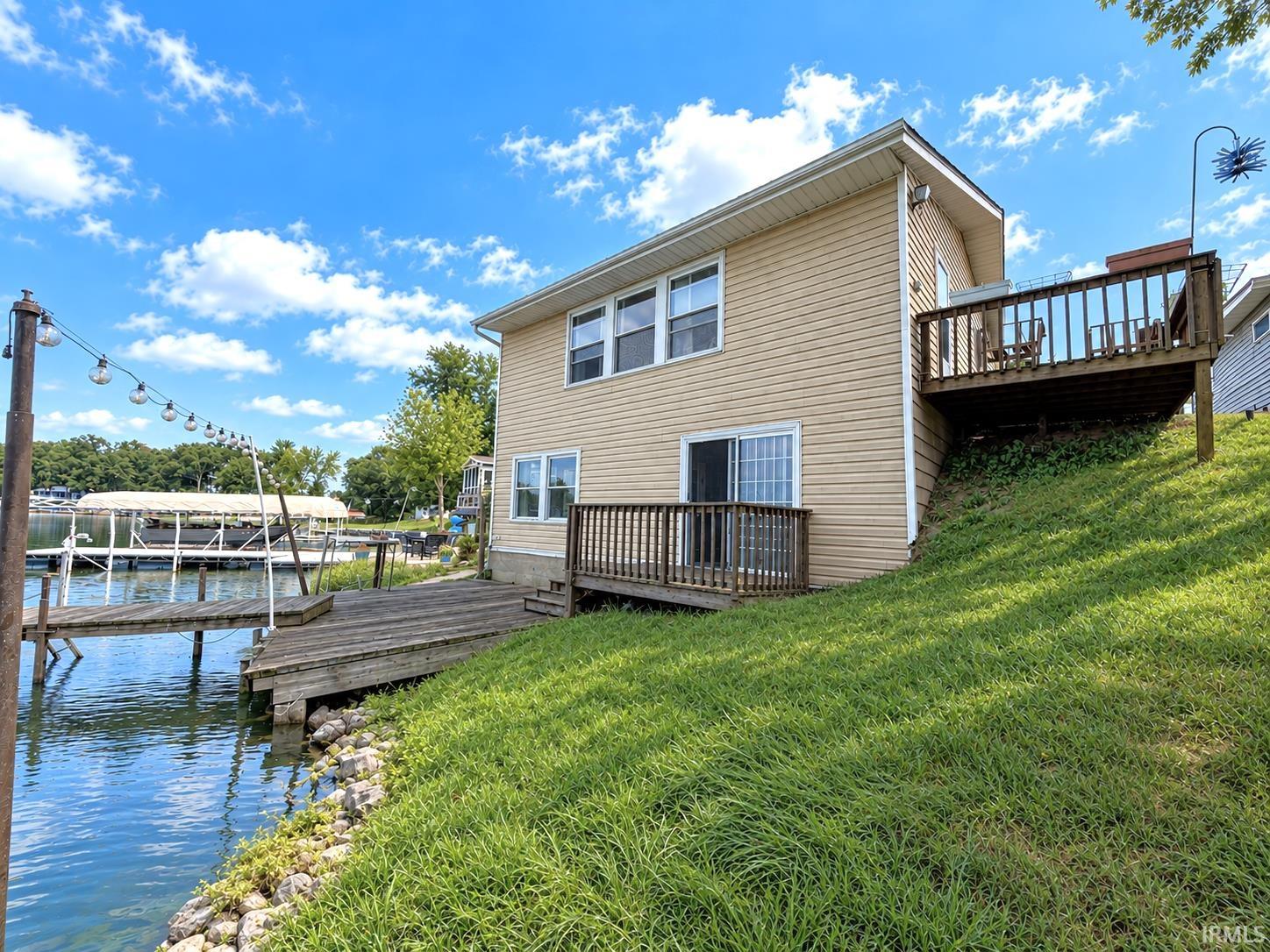 Manufactured home for sale at 6748 N Apple Knob Dr, Monon, IN 47959 | MLS# 202638734