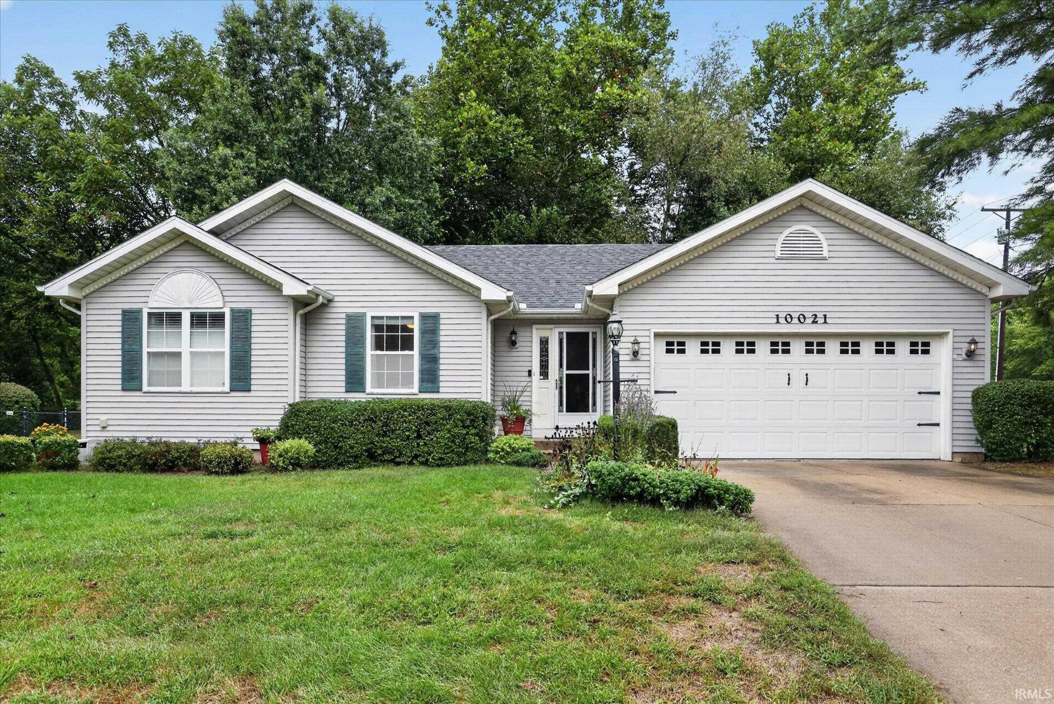 Photo 1 of Manufactured home for sale at 10021 Ashwood Forest Dr, Osceola, IN 46561 | MLS# 202638737 | Listing updated on 2026-09-18