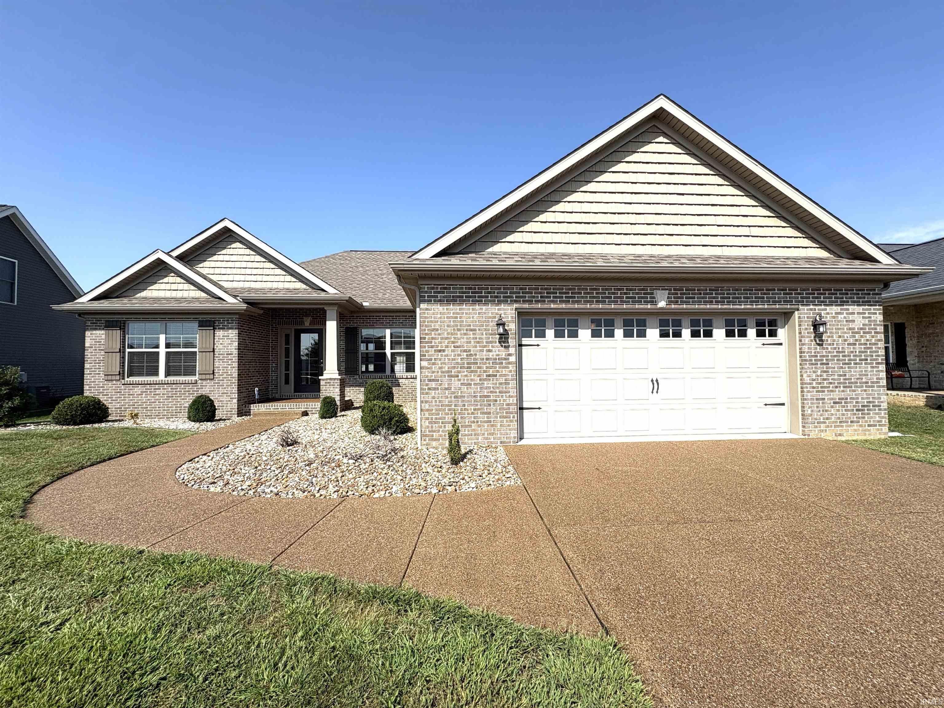 Manufactured home for sale at 3444 Braewick Dr, Evansville, IN 47715 | MLS# 202638748