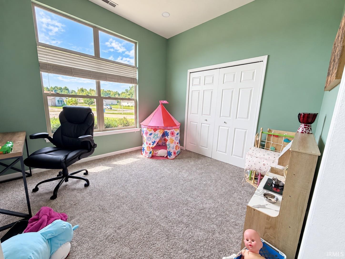 Photo 4 of Manufactured home for sale at 1504 Summerset Ridge Dr, Auburn, IN 46706 | MLS# 202638761 | Listing updated on 2026-09-19