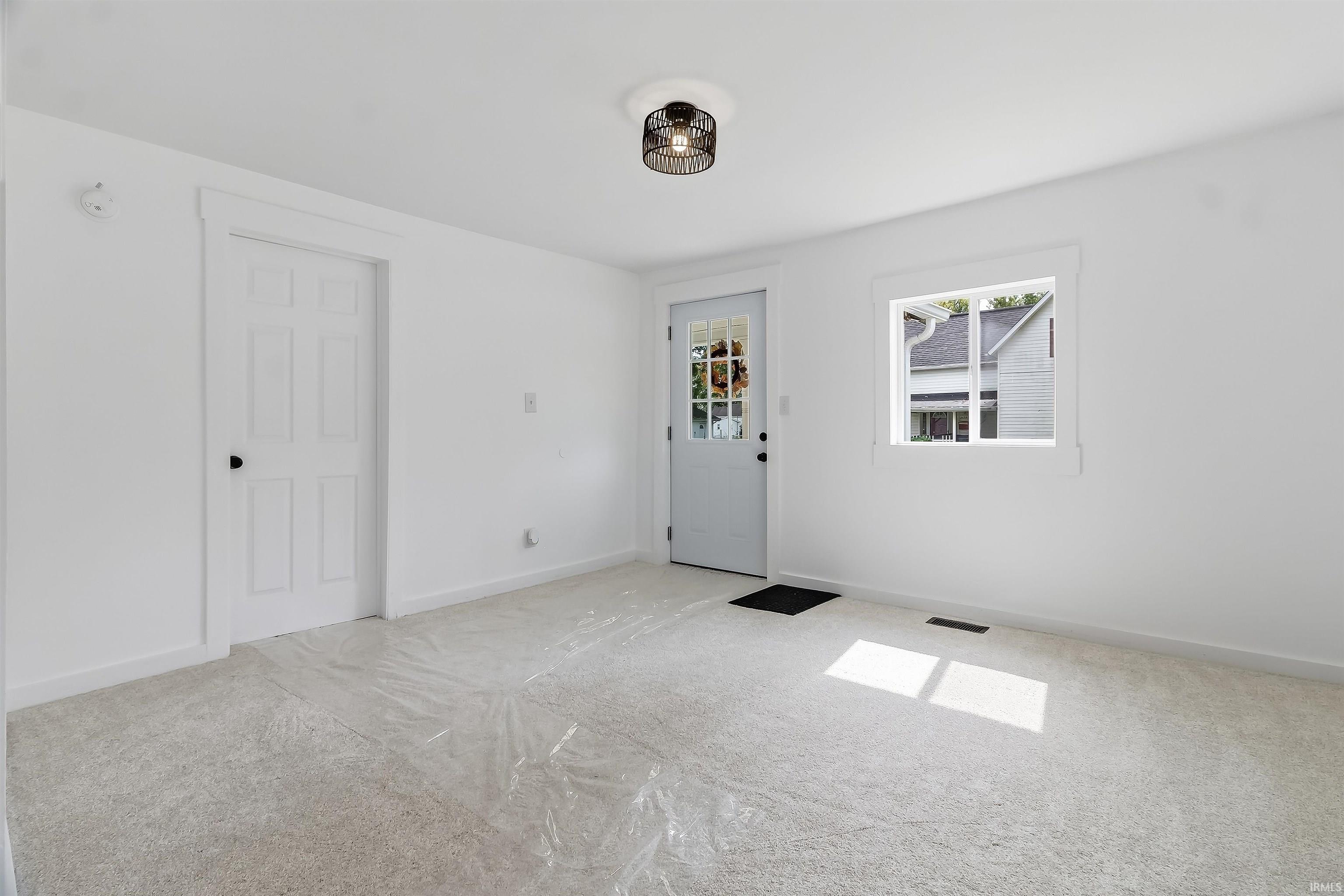 Photo 4 of Manufactured home for sale at 320 W 37th Street, Marion, IN 46953 | MLS# 202638768 | Listing updated on 2026-09-18