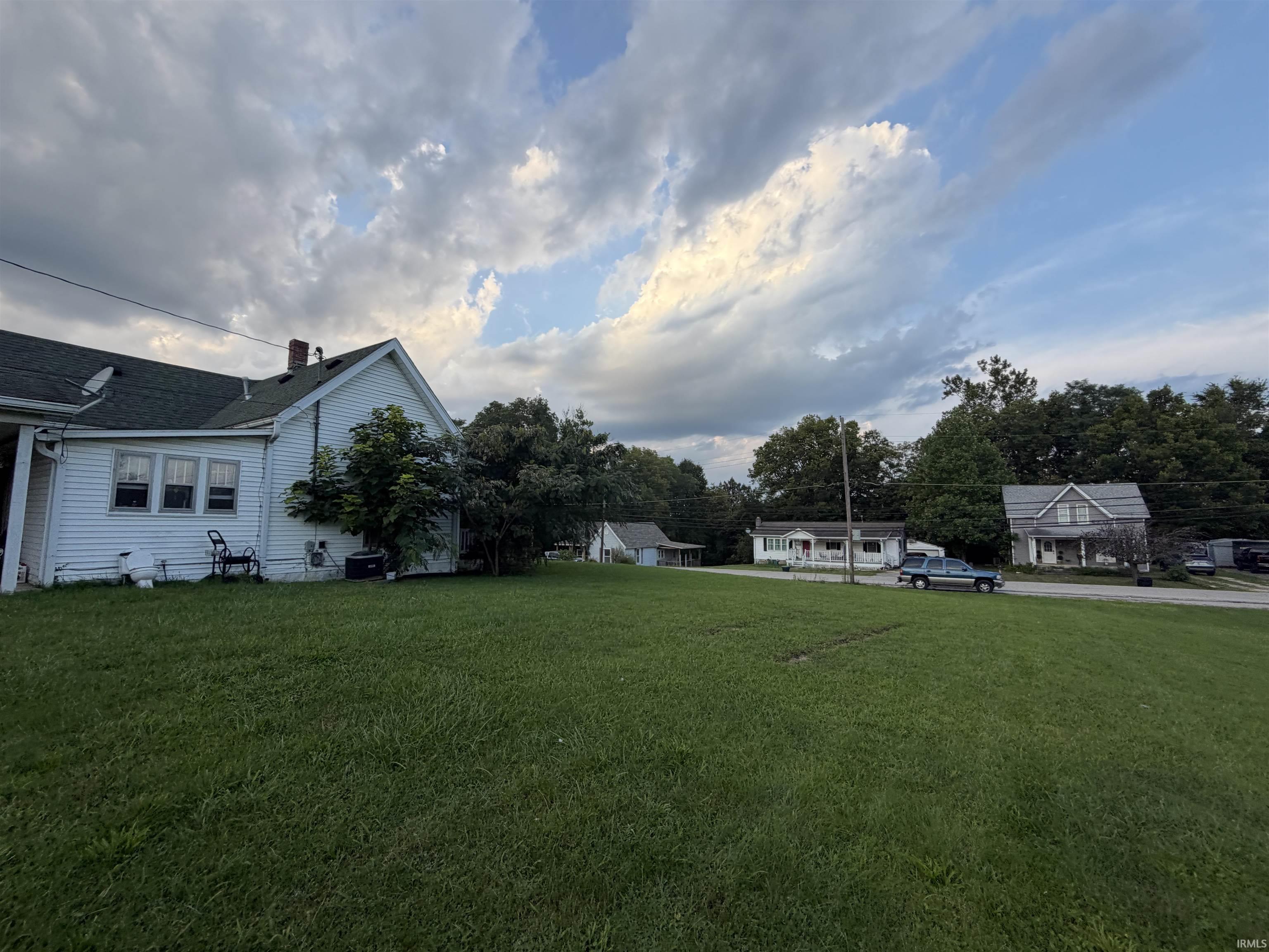Photo 2 of Manufactured home for sale at 607 Lafayette Ave, Bedford, IN 47421 | MLS# 202638791 | Listing updated on 2026-09-18