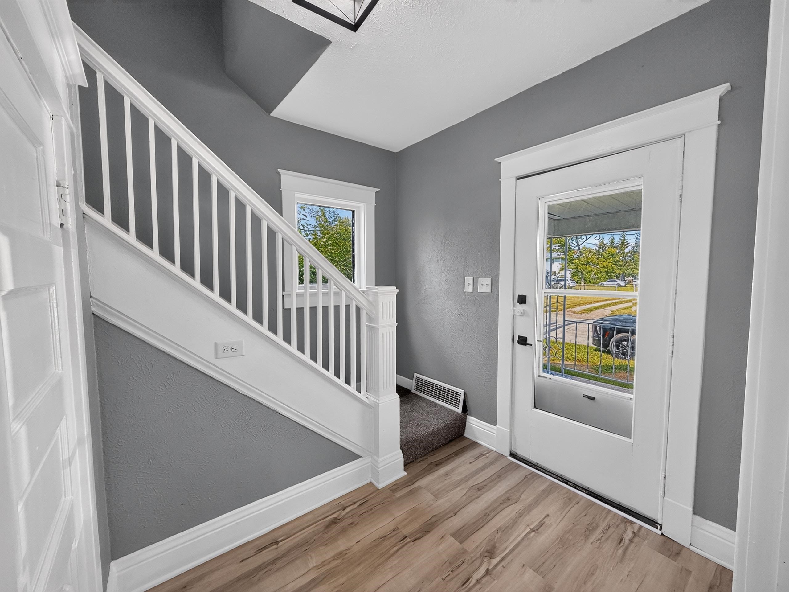 Photo 4 of Manufactured home for sale at 1915 Lane Ave, Elkhart, IN 46516 | MLS# 202638824 | Listing updated on 2026-09-18