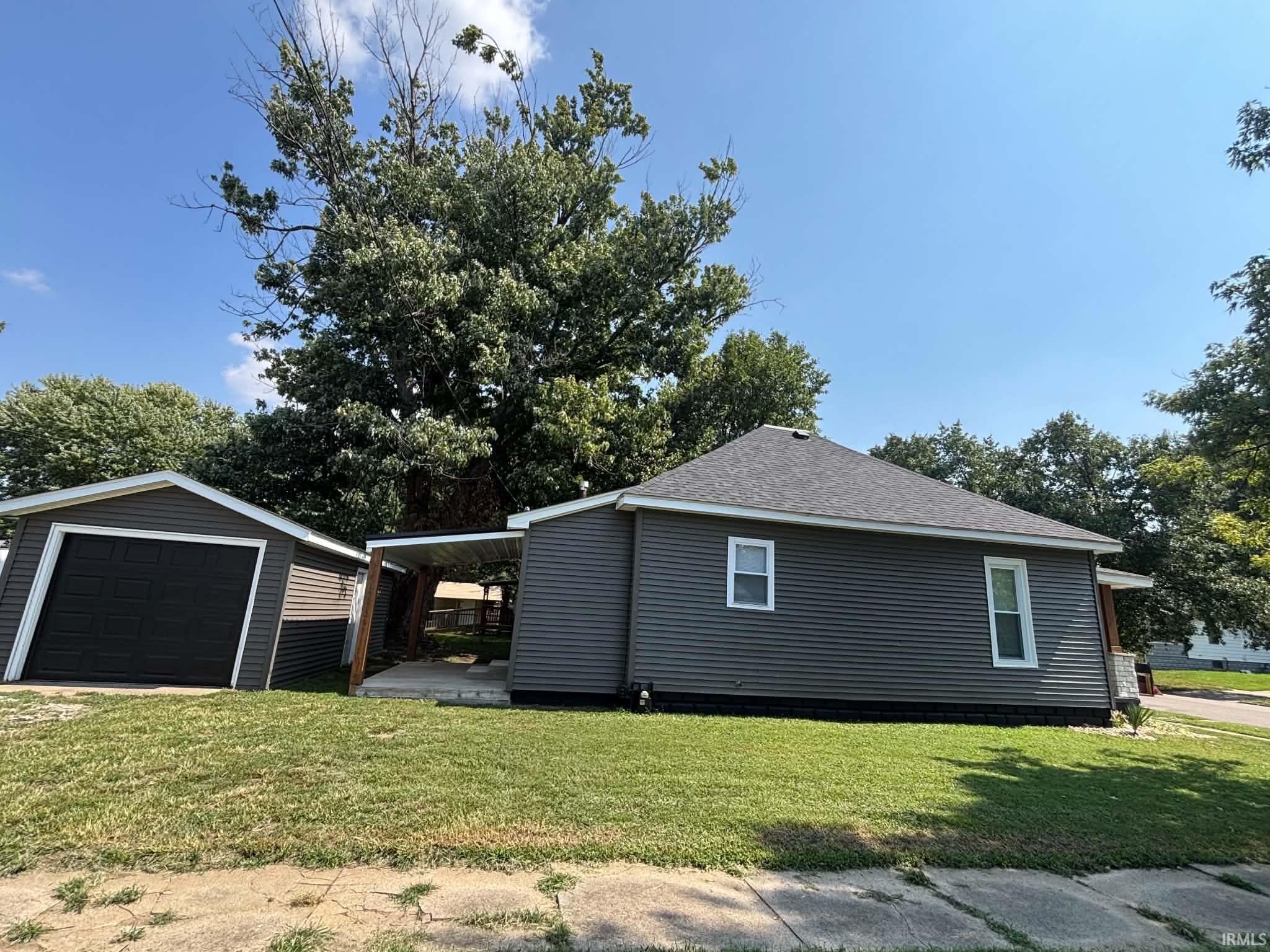 Photo 3 of Manufactured home for sale at 108 W Hefron St, Washington, IN 47501 | MLS# 202638826 | Listing updated on 2026-10-05