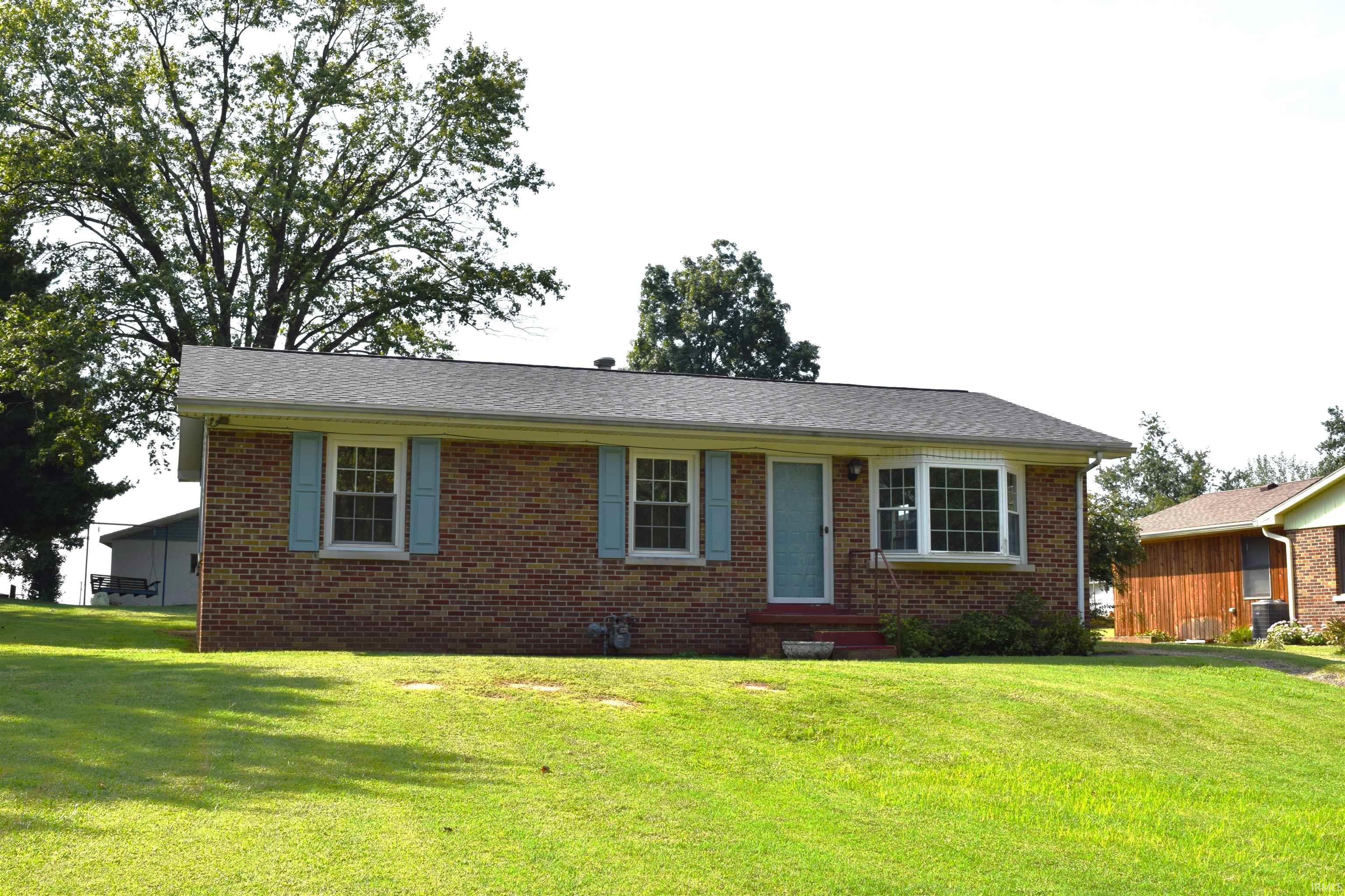 Manufactured home for sale at 5718 Plainview Dr, Evansville, IN 47720 | MLS# 202638831