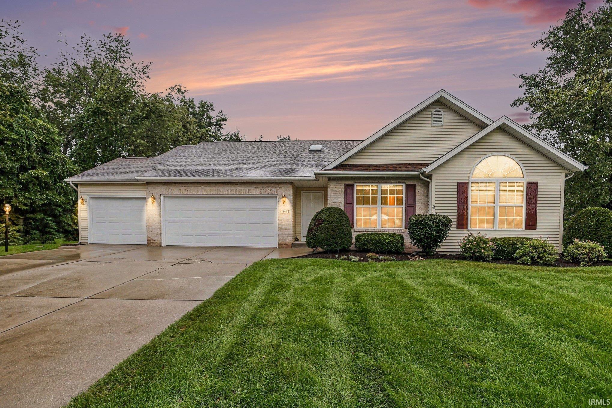 Manufactured home for sale at 14445 Phoenix Dr, Mishawaka, IN 46545 | MLS# 202638837