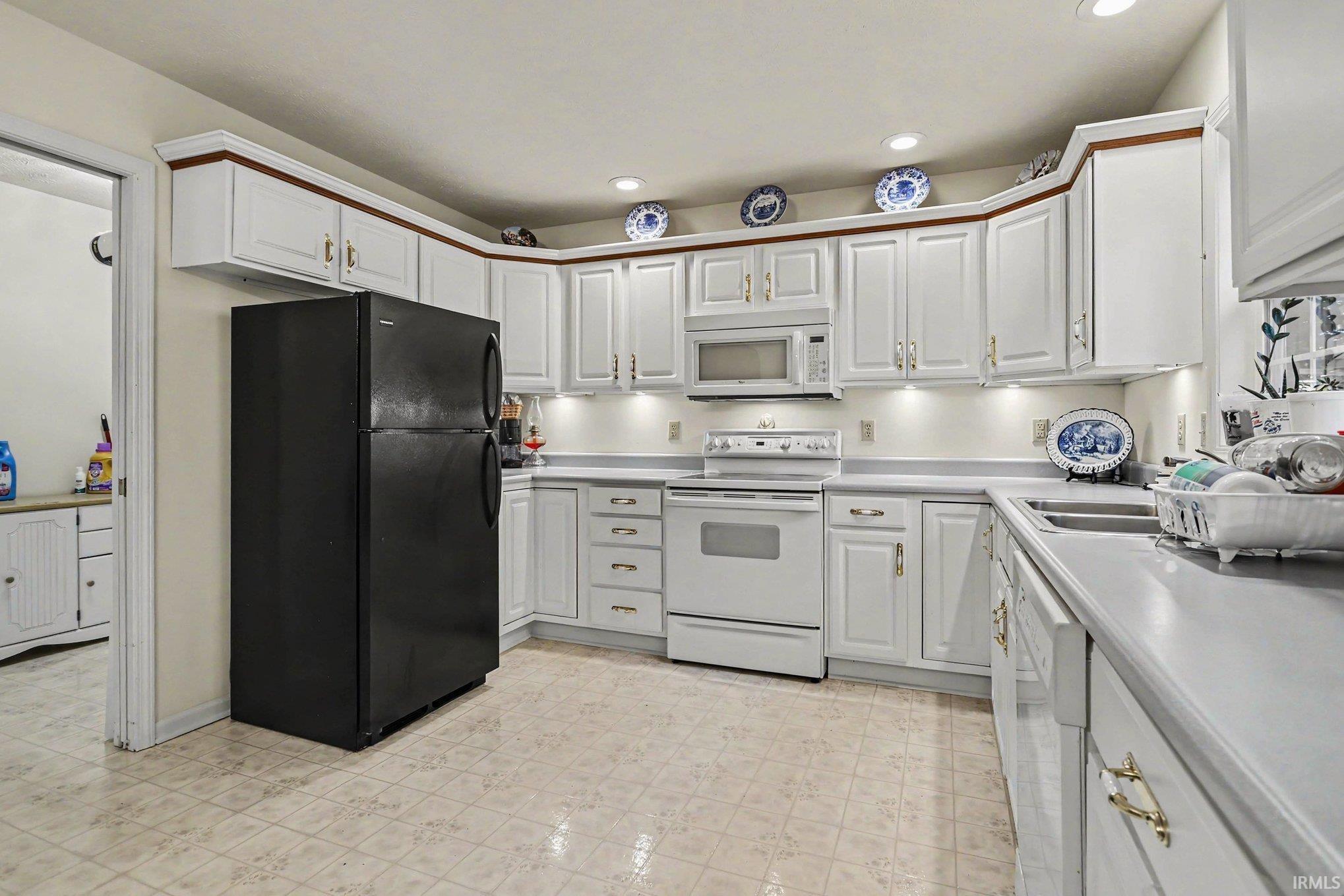 Photo 4 of Manufactured home for sale at 14445 Phoenix Dr, Mishawaka, IN 46545 | MLS# 202638837 | Listing updated on 2026-09-18