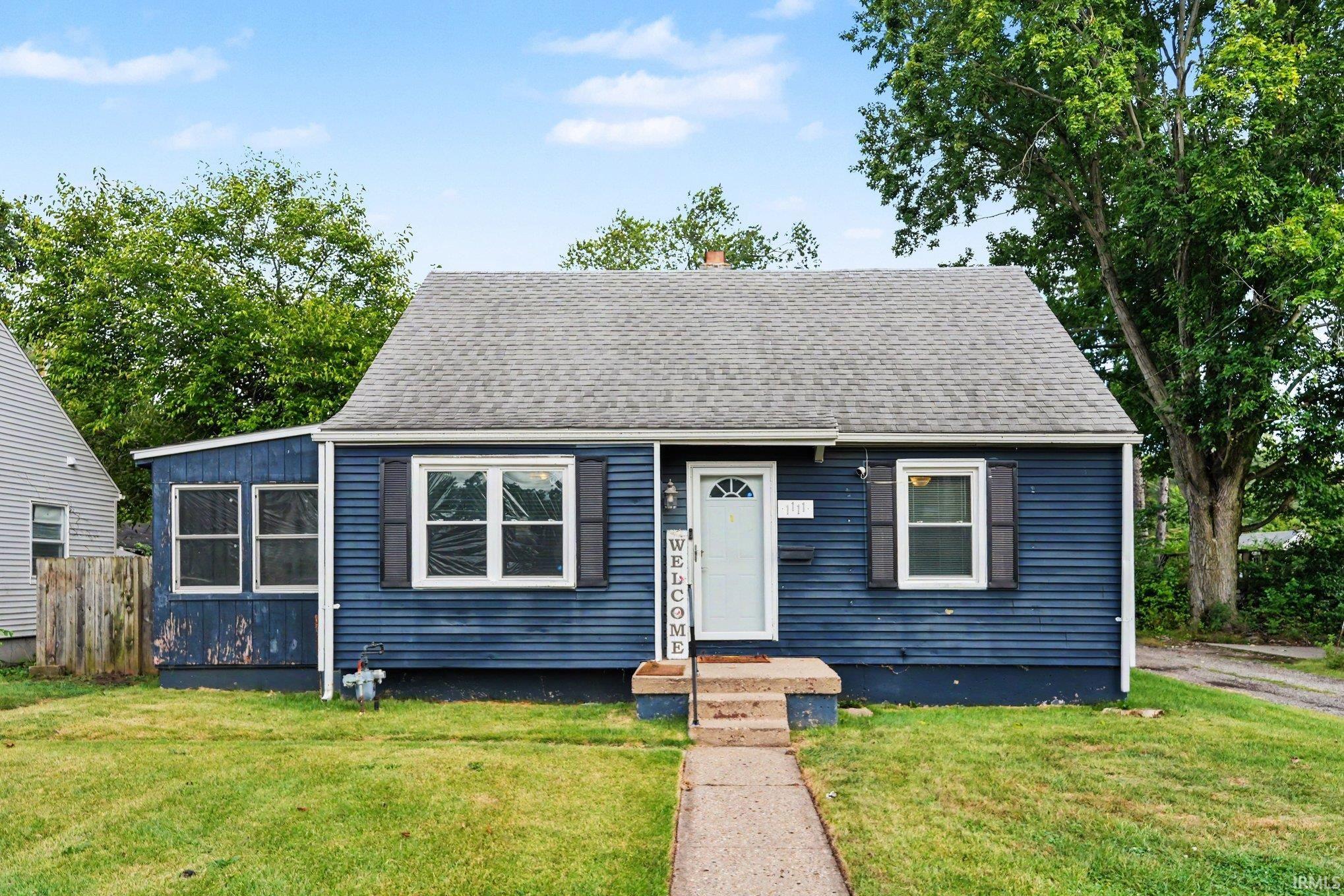 Photo 2 of Manufactured home for sale at 1111 Blyler Pl, South Bend, IN 46616 | MLS# 202638860 | Listing updated on 2026-09-18
