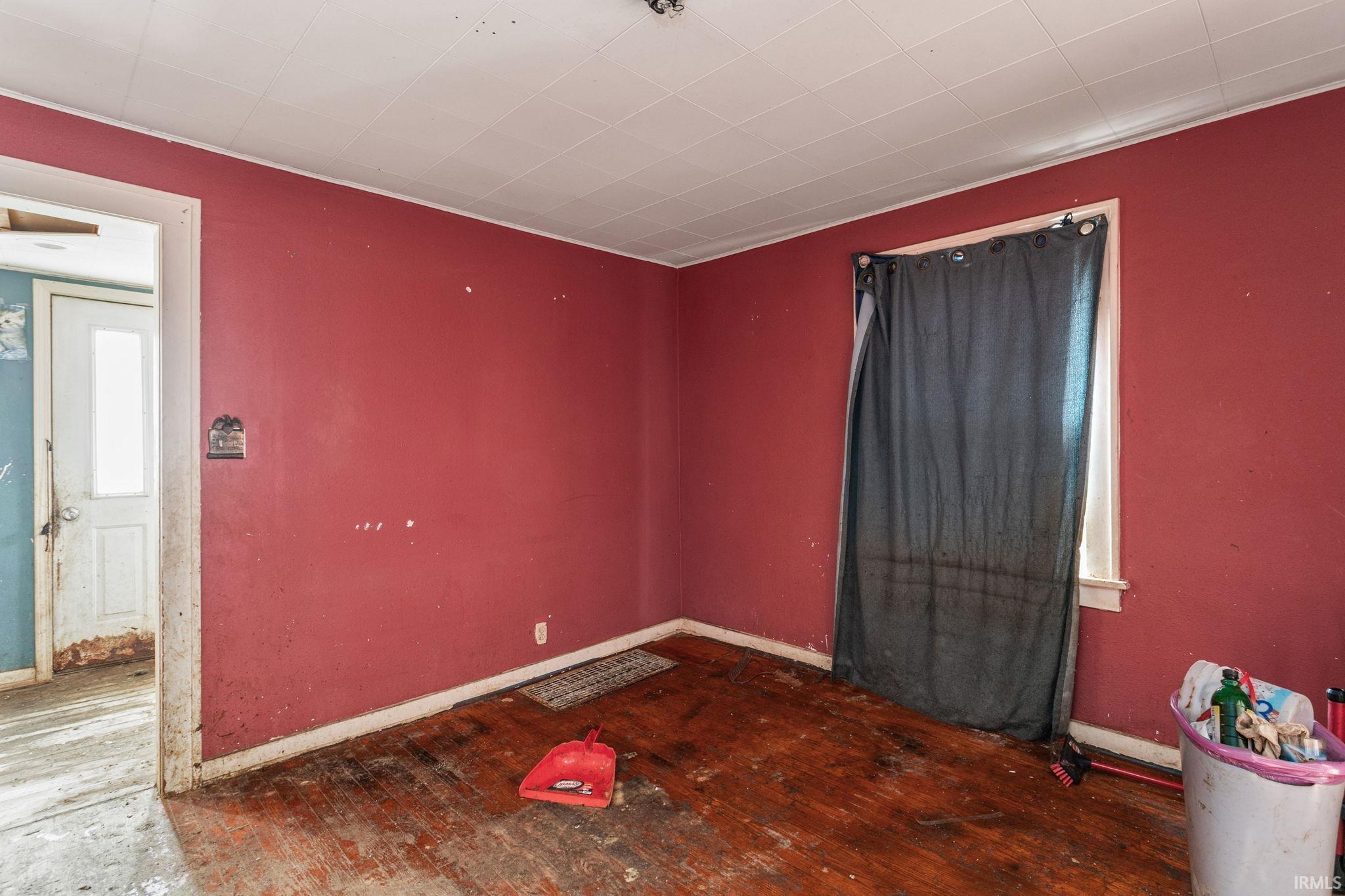 Photo 3 of Manufactured home for sale at 1509 Mcpherson St, South Bend, IN 46613 | MLS# 202638864 | Listing updated on 2026-09-19