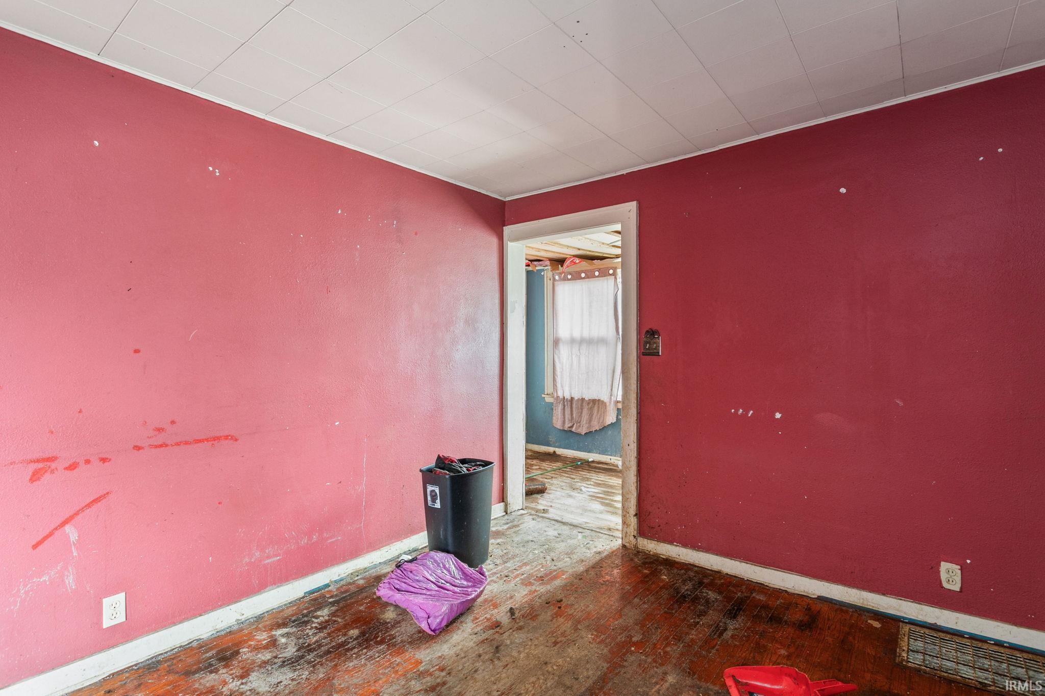 Photo 4 of Manufactured home for sale at 1509 Mcpherson St, South Bend, IN 46613 | MLS# 202638864 | Listing updated on 2026-09-19