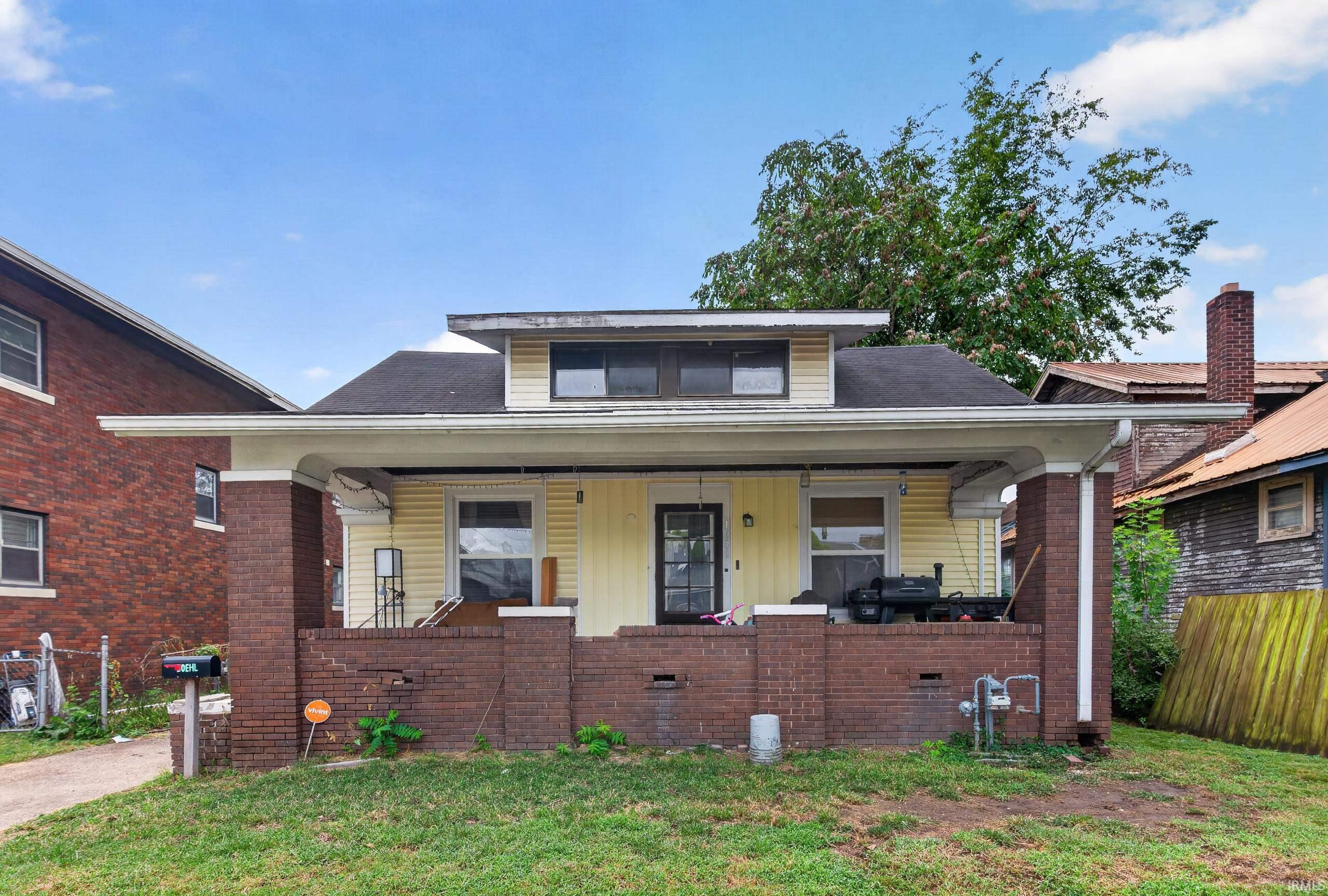Manufactured home for sale at 1041 E Blackford Ave, Evansville, IN 47714 | MLS# 202638870