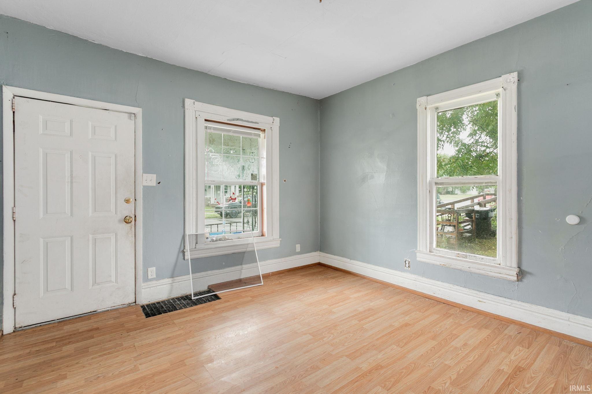 Photo 4 of Sale Pending at 619 N Johnson St, South Bend, IN 46628 | MLS# 202638875 | Listing updated on 2026-09-19