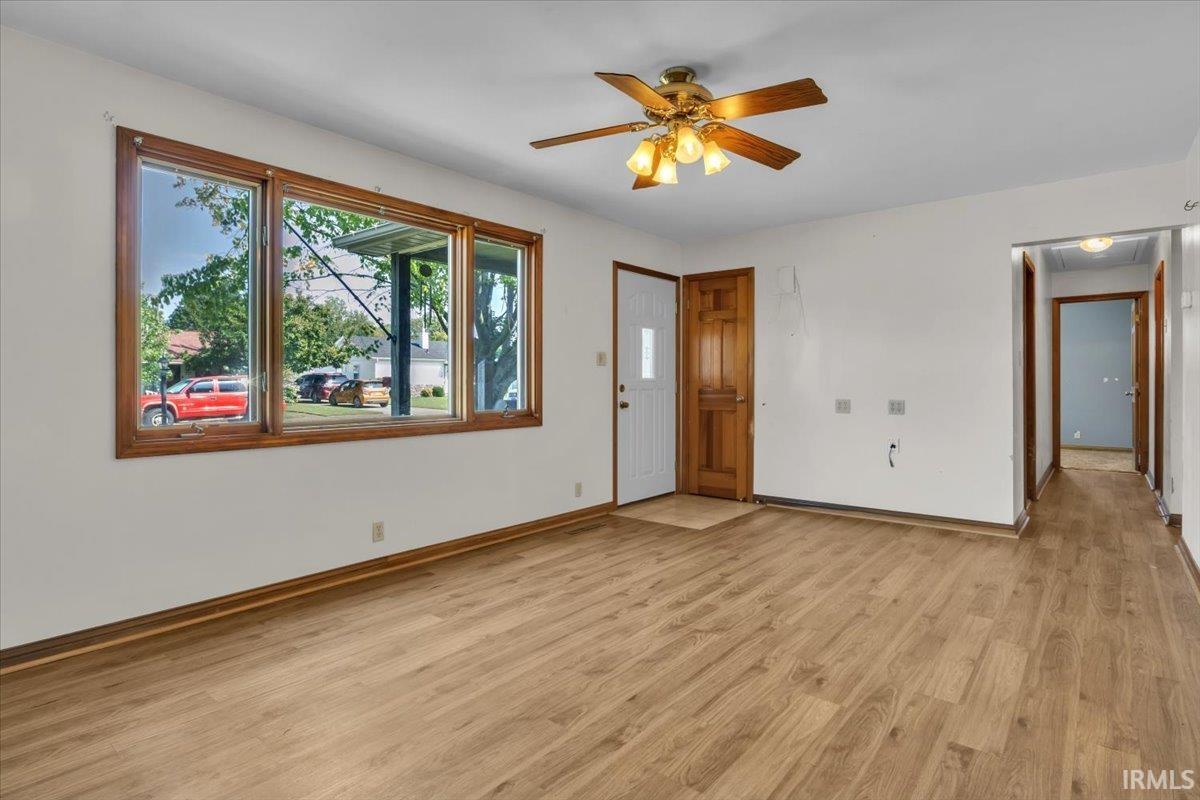 Photo 4 of Manufactured home for sale at 712 Windsor Ave, Evansville, IN 47710 | MLS# 202638877 | Listing updated on 2026-09-19