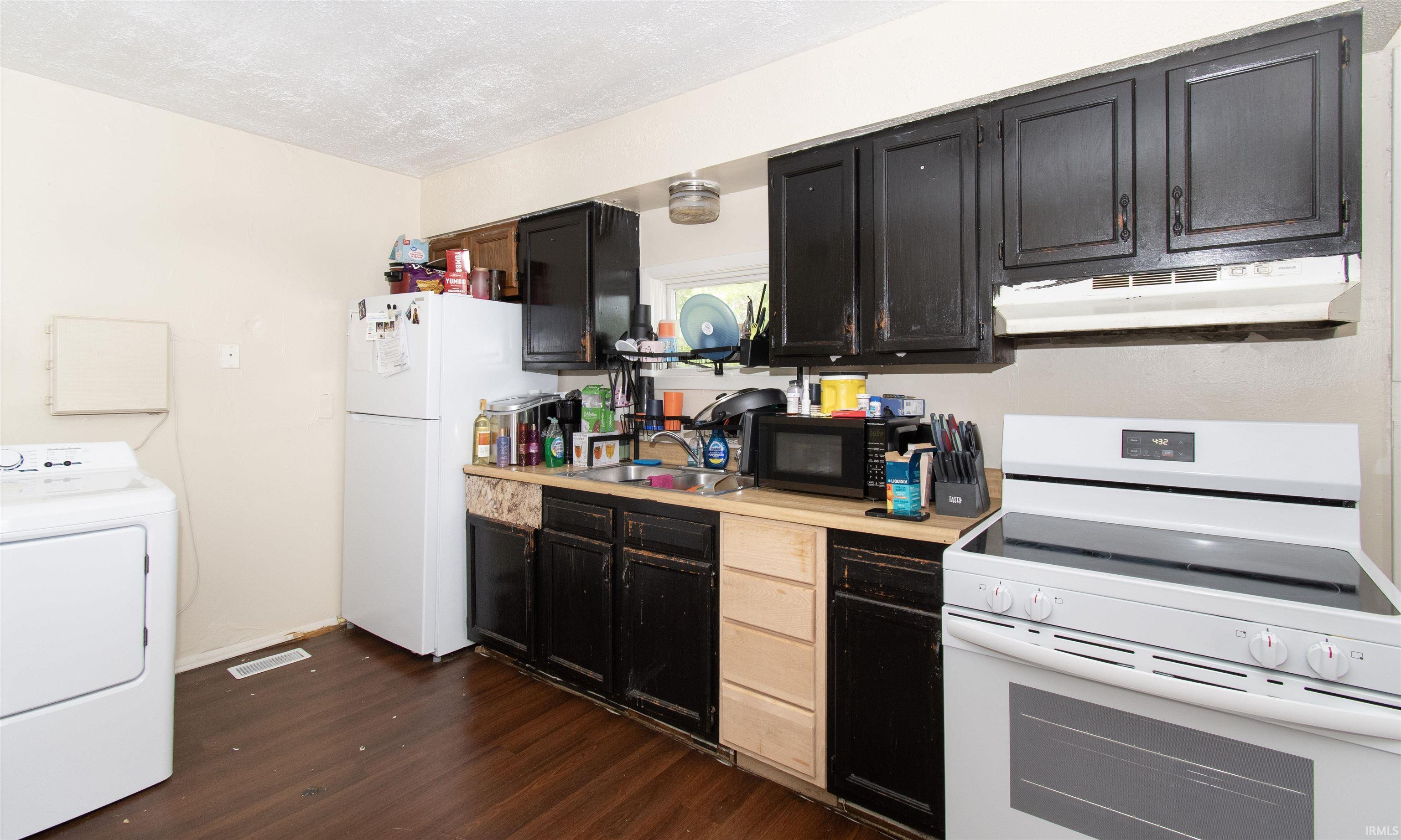 Photo 4 of Manufactured home for sale at 2535 Lafayette St, Fort Wayne, IN 46803 | MLS# 202638885 | Listing updated on 2026-09-19