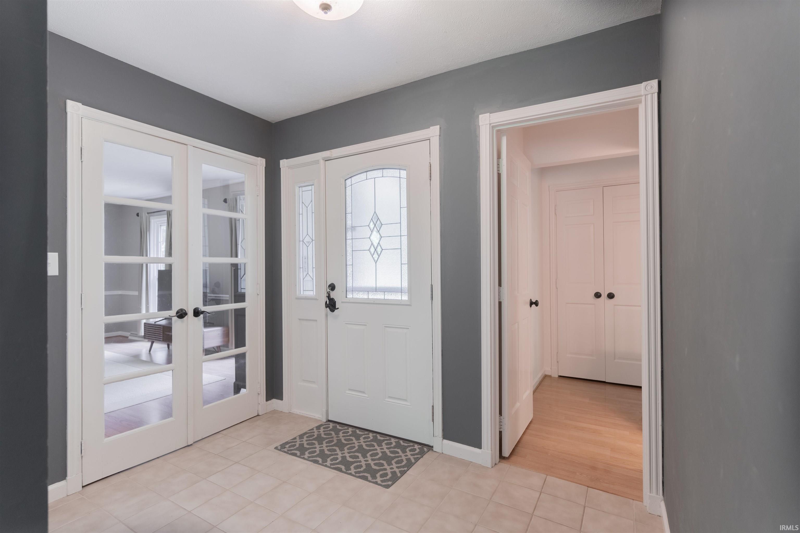 Photo 2 of Sale Pending at 53195 Ne Haddington Dr, South Bend, IN 46635 | MLS# 202638904 | Listing updated on 2026-09-25