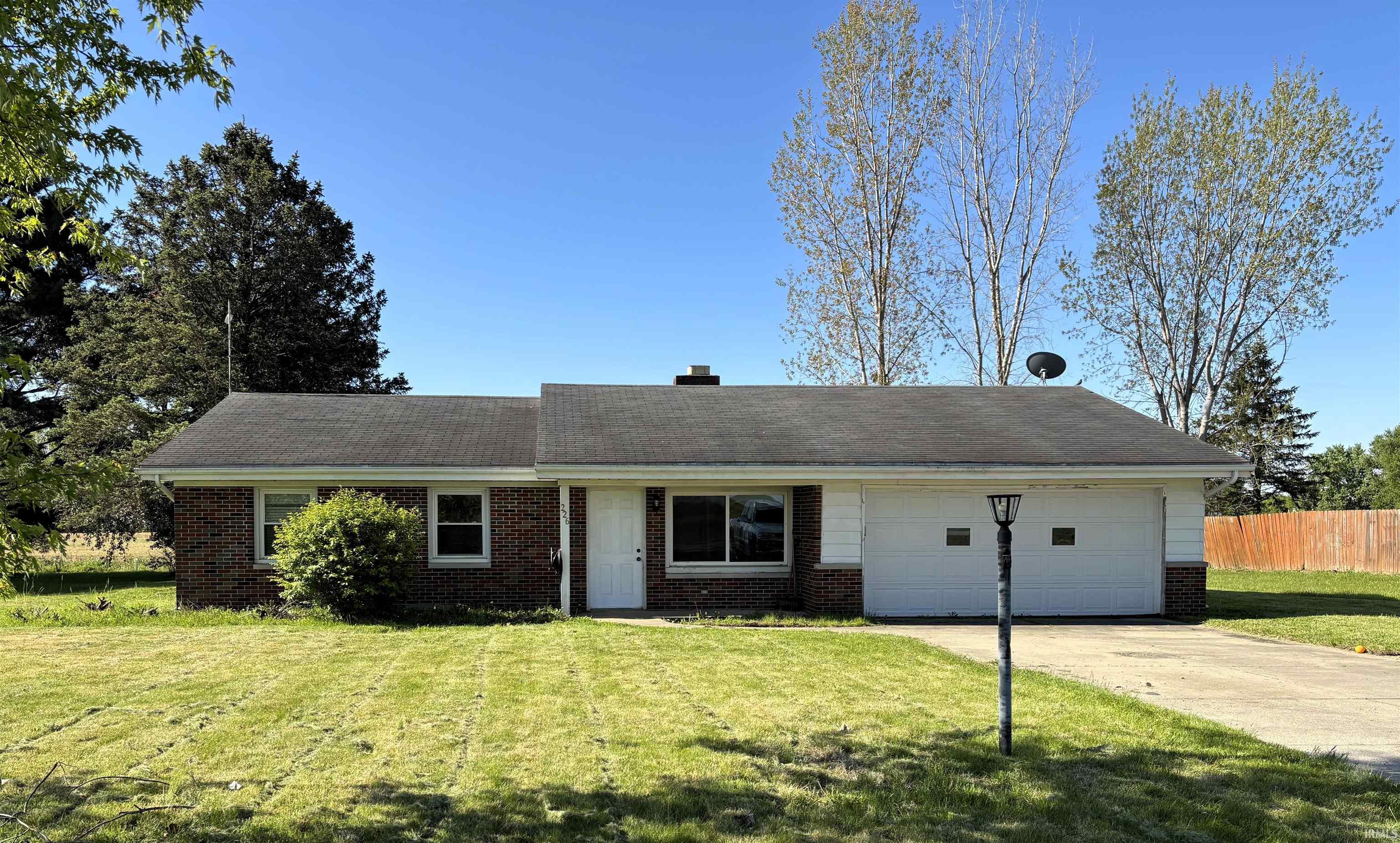 Manufactured home for sale at 226 E Airport Rd, Kendallville, IN 46755 | MLS# 202638916