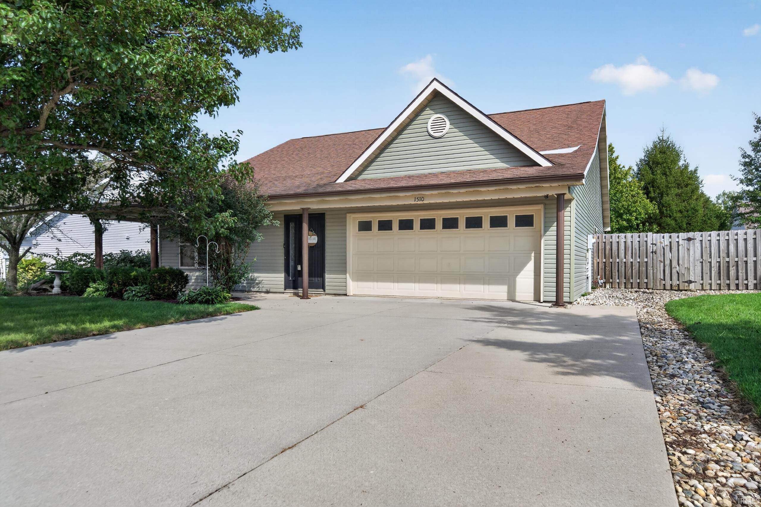 Photo 2 of Manufactured home for sale at 1510 W Crane Pond Dr, Marion, IN 46952 | MLS# 202638931 | Listing updated on 2026-09-19