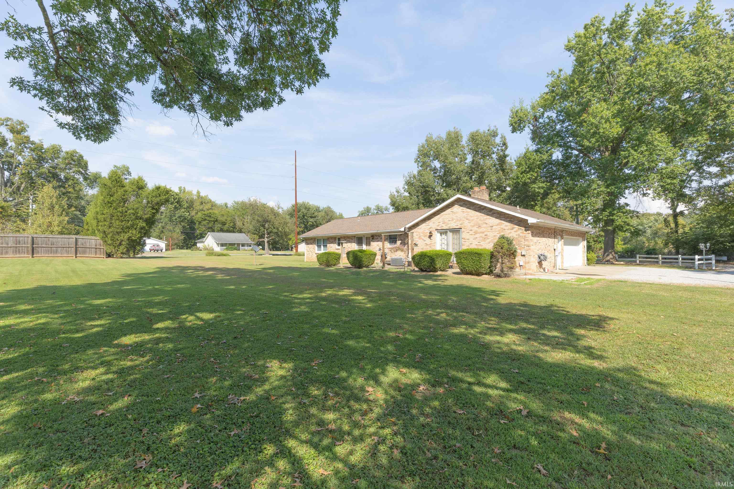 Photo 2 of Manufactured home for sale at 1921 Indian Mounds Blvd, Evansville, IN 47715 | MLS# 202638932 | Listing updated on 2026-09-19