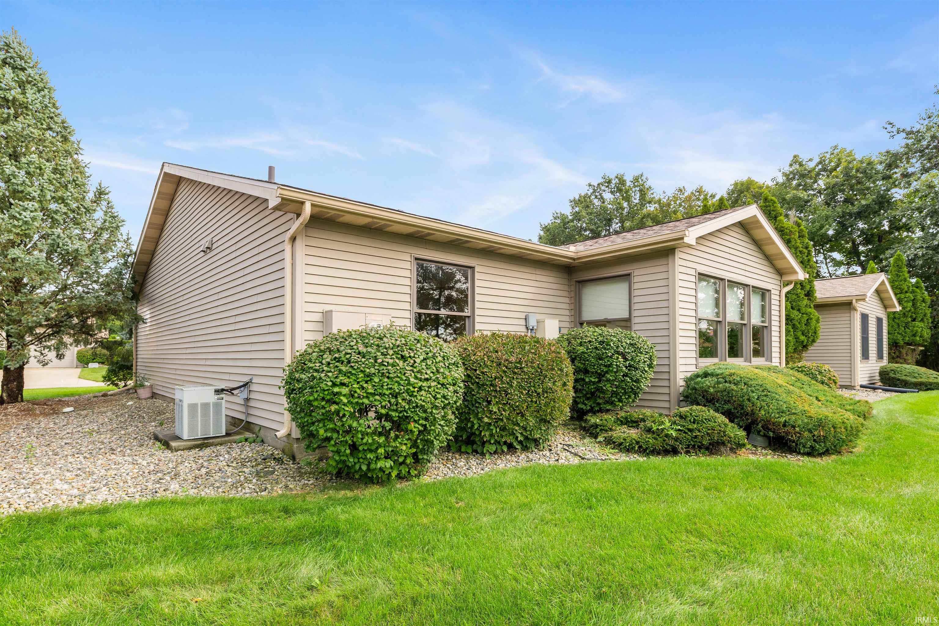 Photo 3 of Condo for sale at 1518 E Kammerer Rd, Kendallville, IN 46755 | MLS# 202638939 | Listing updated on 2026-09-19