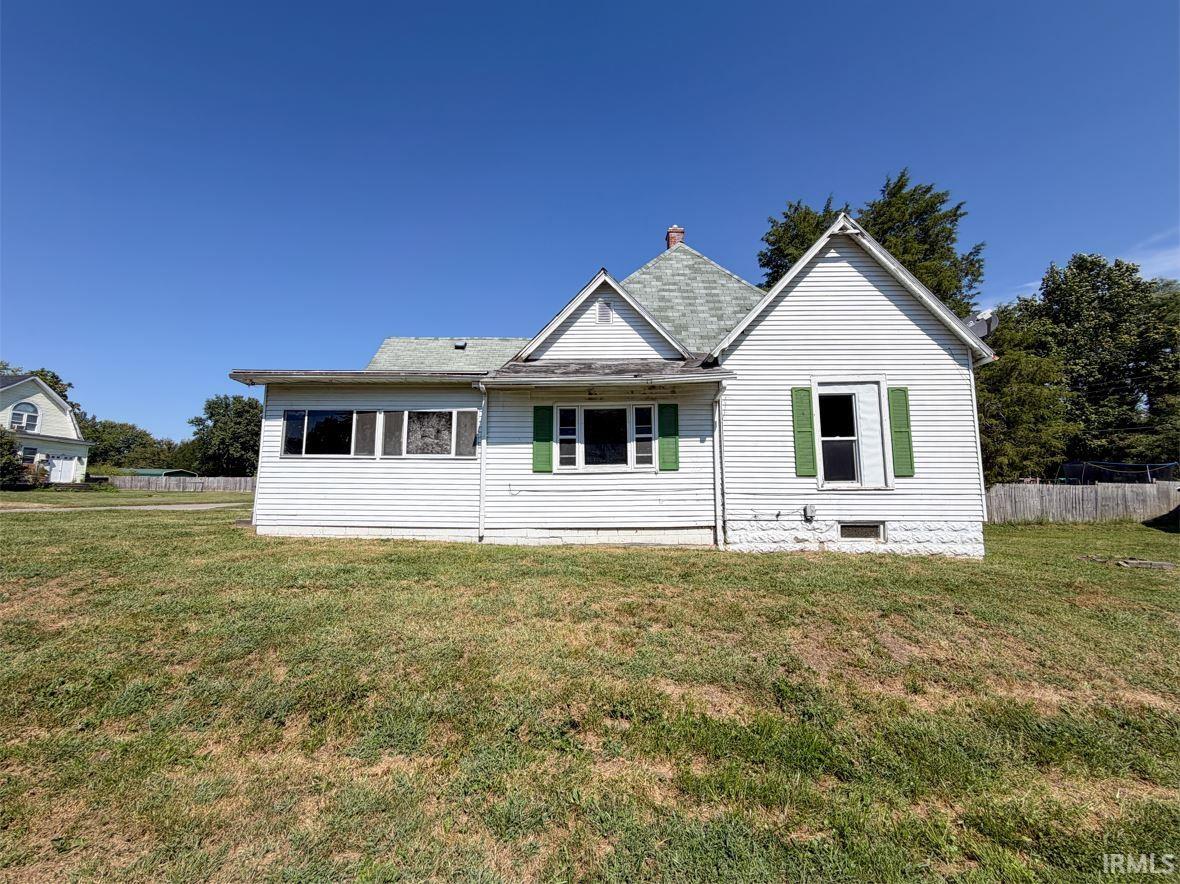 Photo 2 of Manufactured home for sale at 526 S Meridian St, Jasonville, IN 47438 | MLS# 202638950 | Listing updated on 2026-09-20