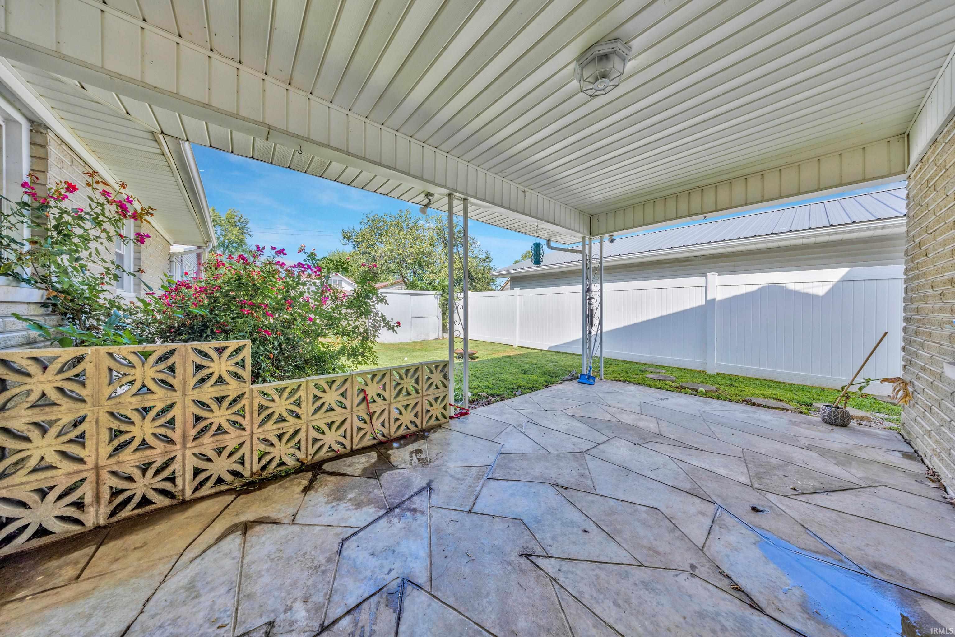 Photo 4 of Sale Pending at 110 E Pine St, Princeton, IN 47670 | MLS# 202638951 | Listing updated on 2026-09-30