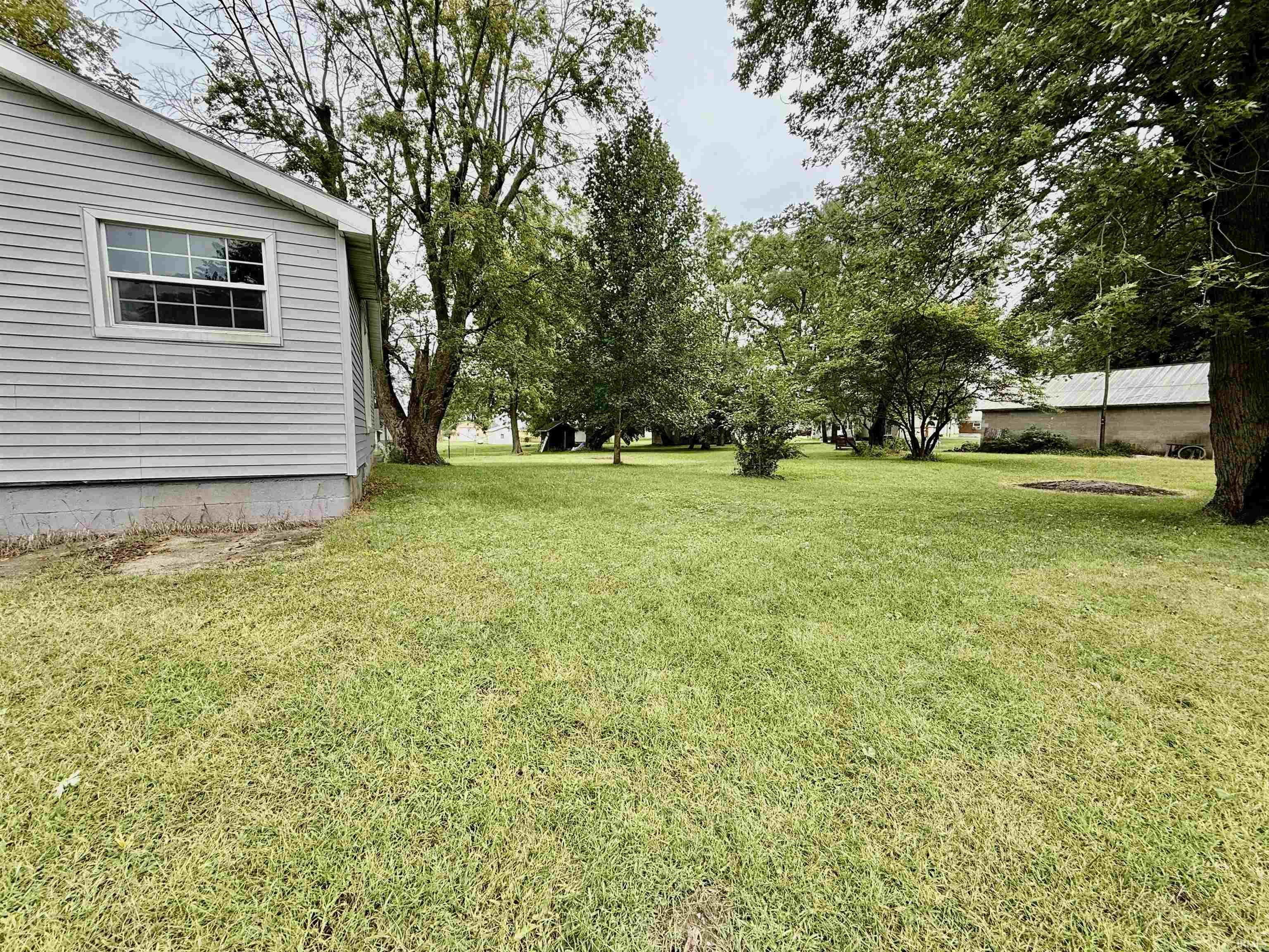 Photo 3 of Manufactured home for sale at 203 S Maple Ave, Medaryville, IN 47957 | MLS# 202638958 | Listing updated on 2026-09-20