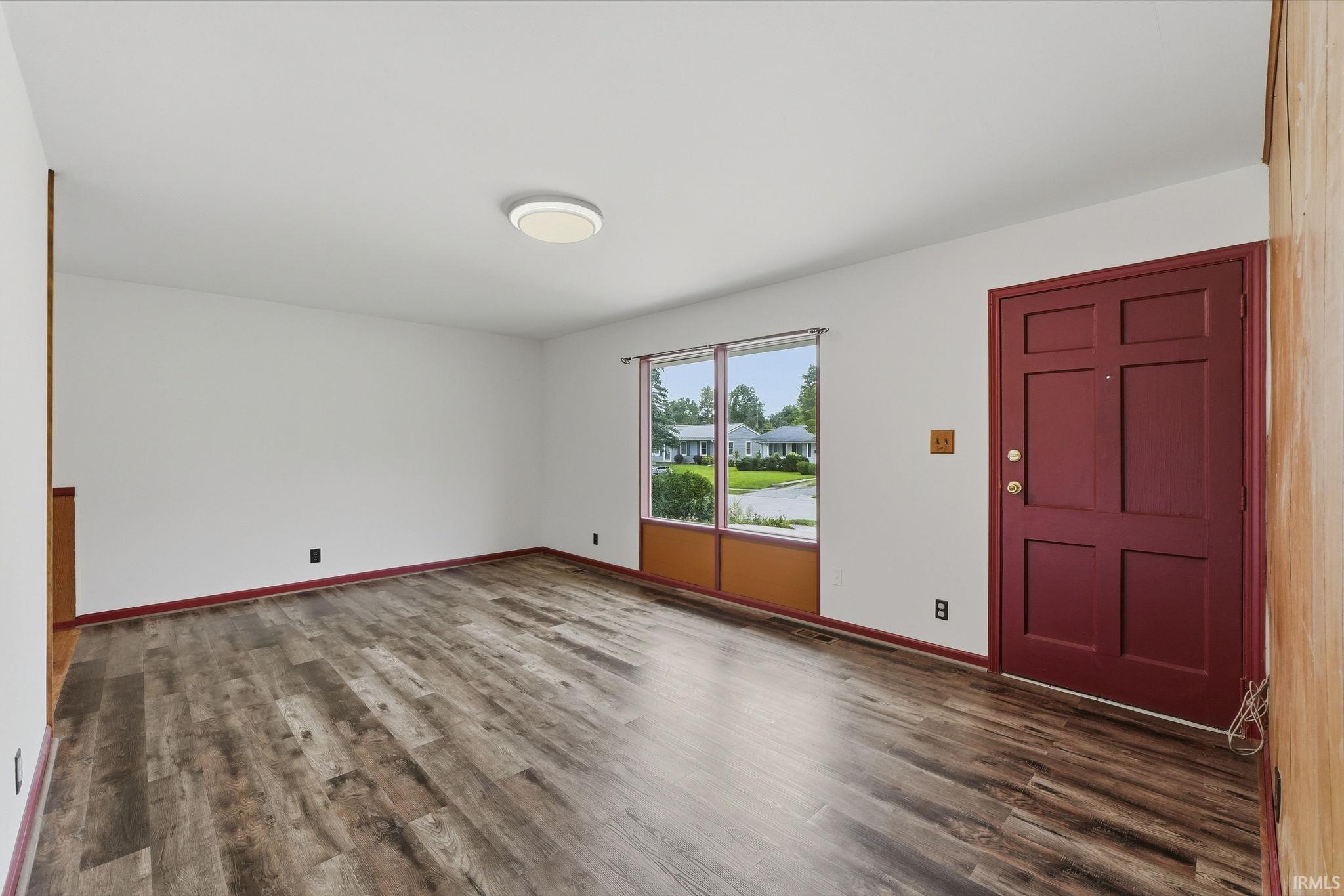 Photo 4 of Sale Pending at 6421 Baytree Dr, Fort Wayne, IN 46825 | MLS# 202638970 | Listing updated on 2026-09-21