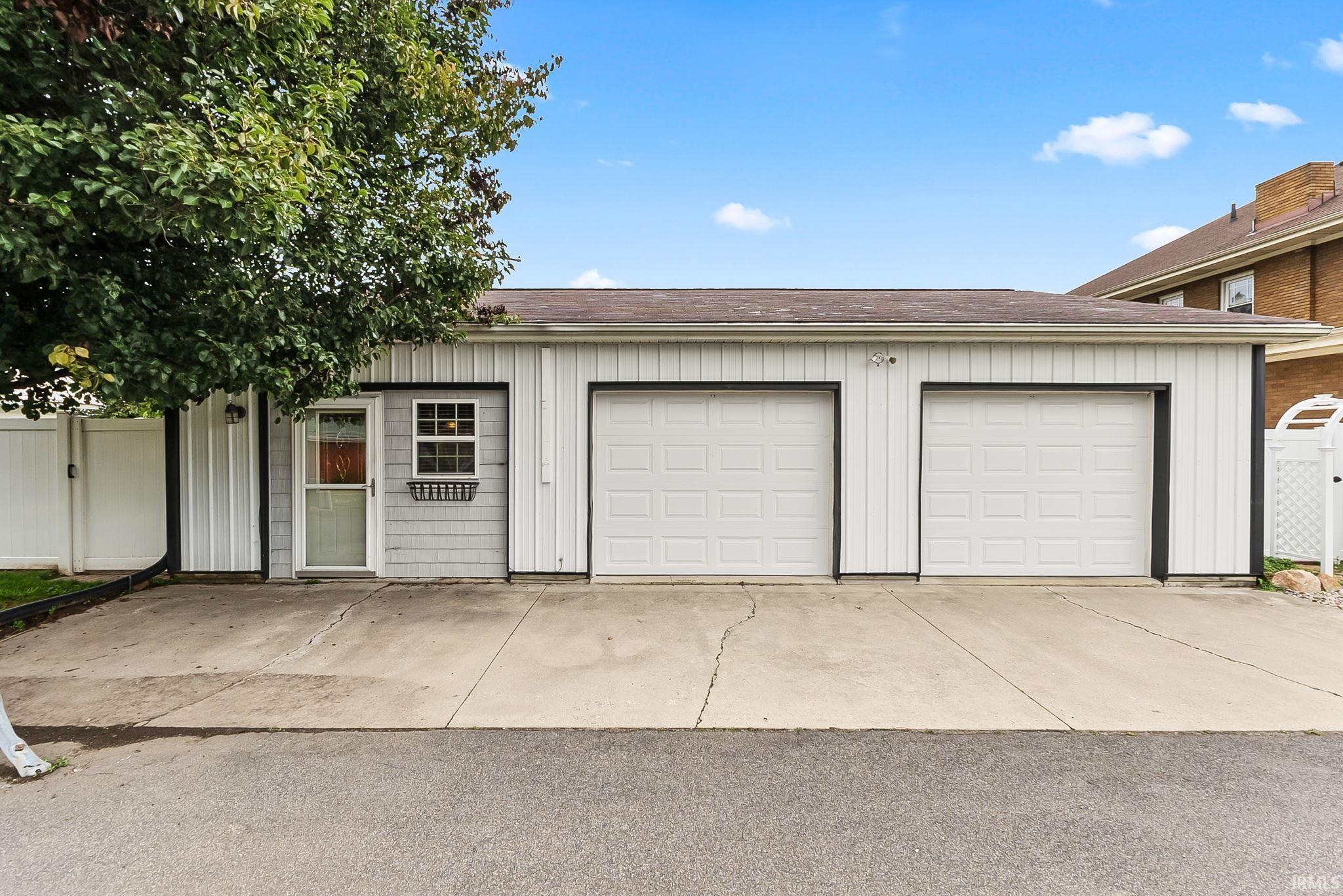 Photo 3 of Sale Pending at 207 E Main St, Mentone, IN 46539 | MLS# 202638995 | Listing updated on 2026-09-25