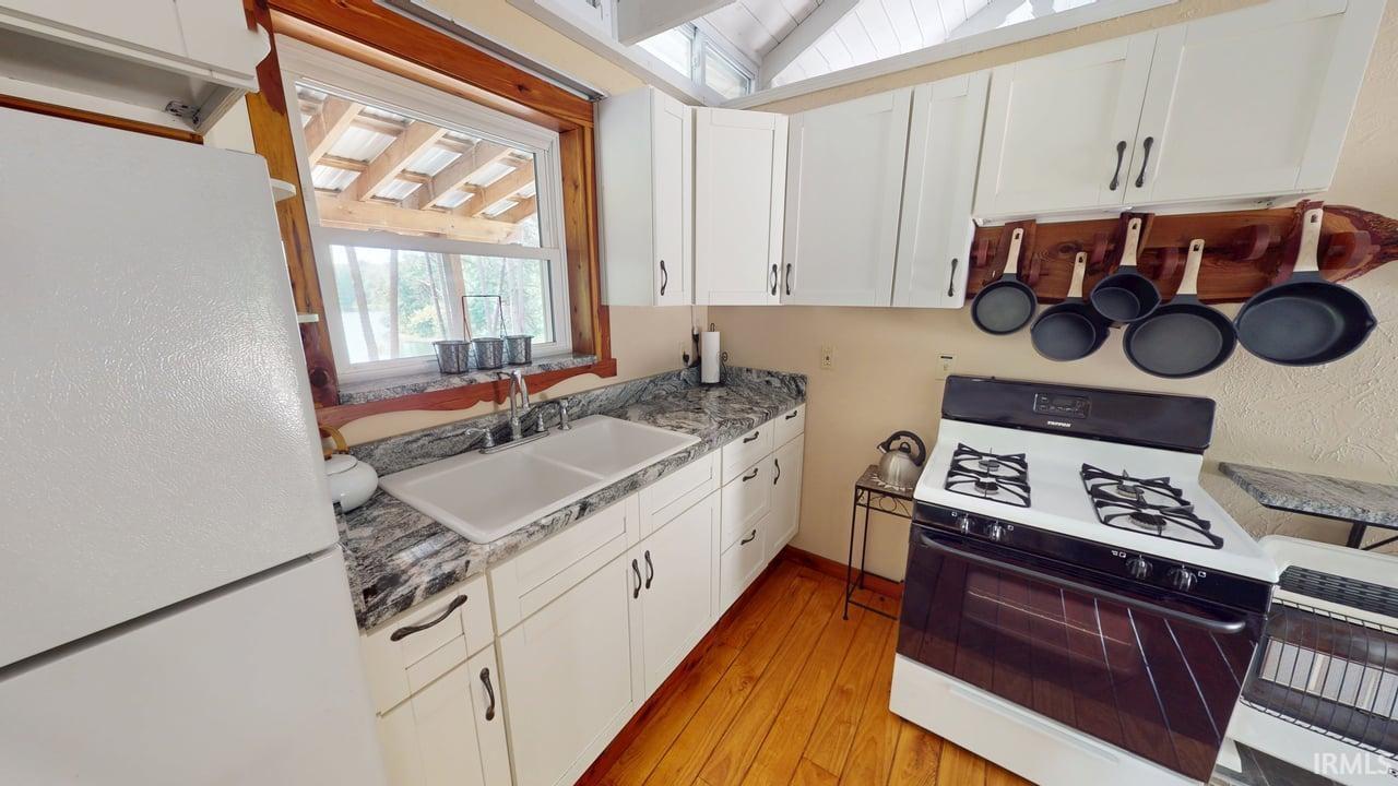 Photo 4 of Manufactured home for sale at 0 Leo Ln, Winslow, IN 47598 | MLS# 202639025 | Listing updated on 2026-09-23